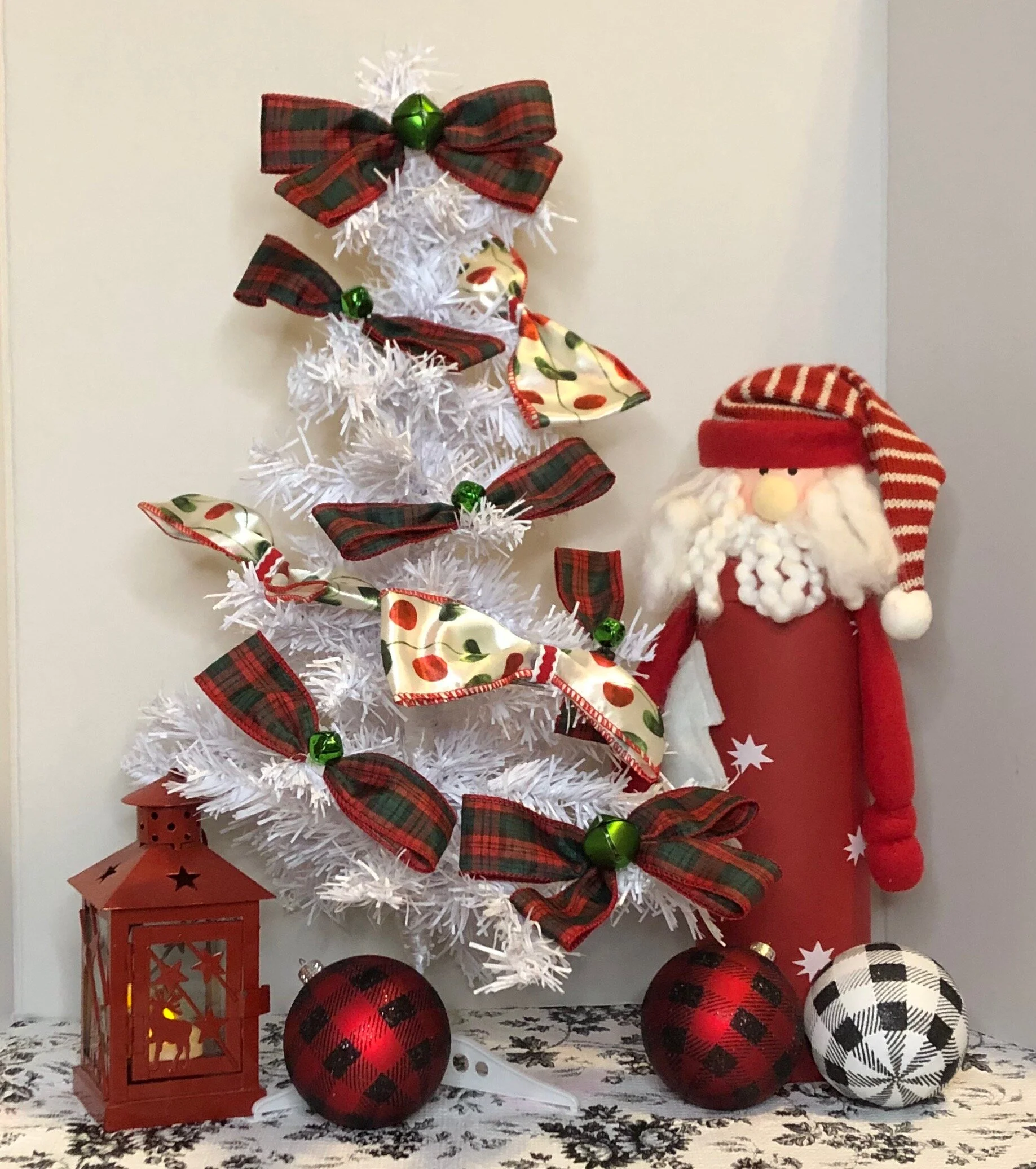 Christmas Bows Holly Berries &amp; Country Plaid  $5.00 &amp; $7.00 