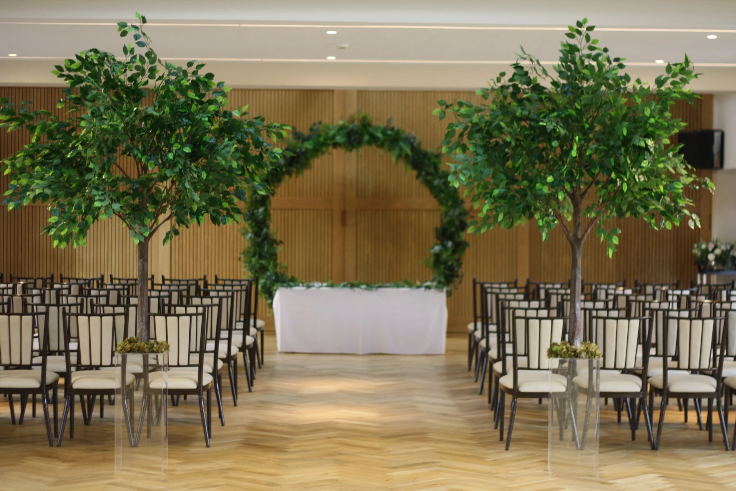 Botanical Gardens Moongate