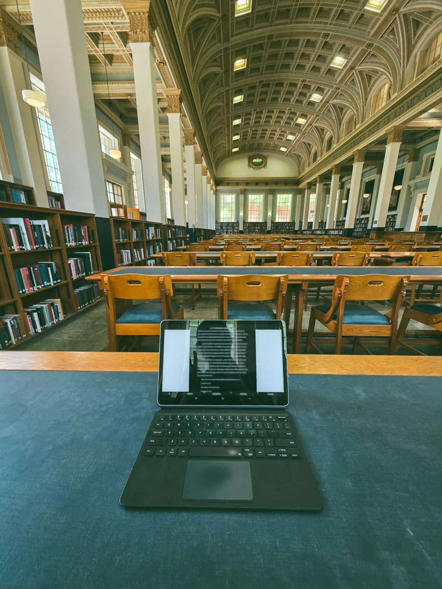 Little snippets from the last couple months in between the almost 8 full weeks of being sick ✨🌸🖋️

Somehow I did get a few days here and there in between the 6 different colds/illnesses I've had in the past two months -- these were the only way I m