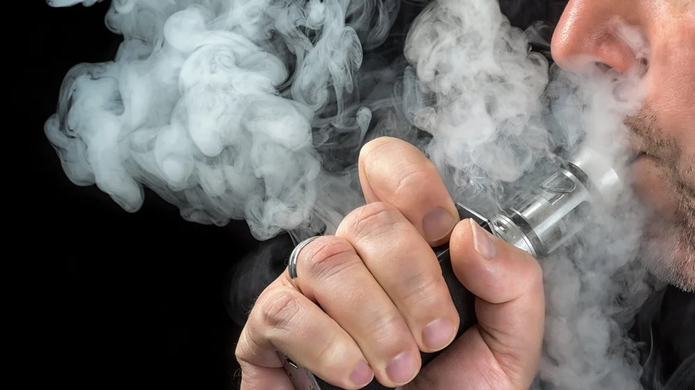 Disposable vapes what needs to be done to protect our lung health — Asthma + Lung UK Blog