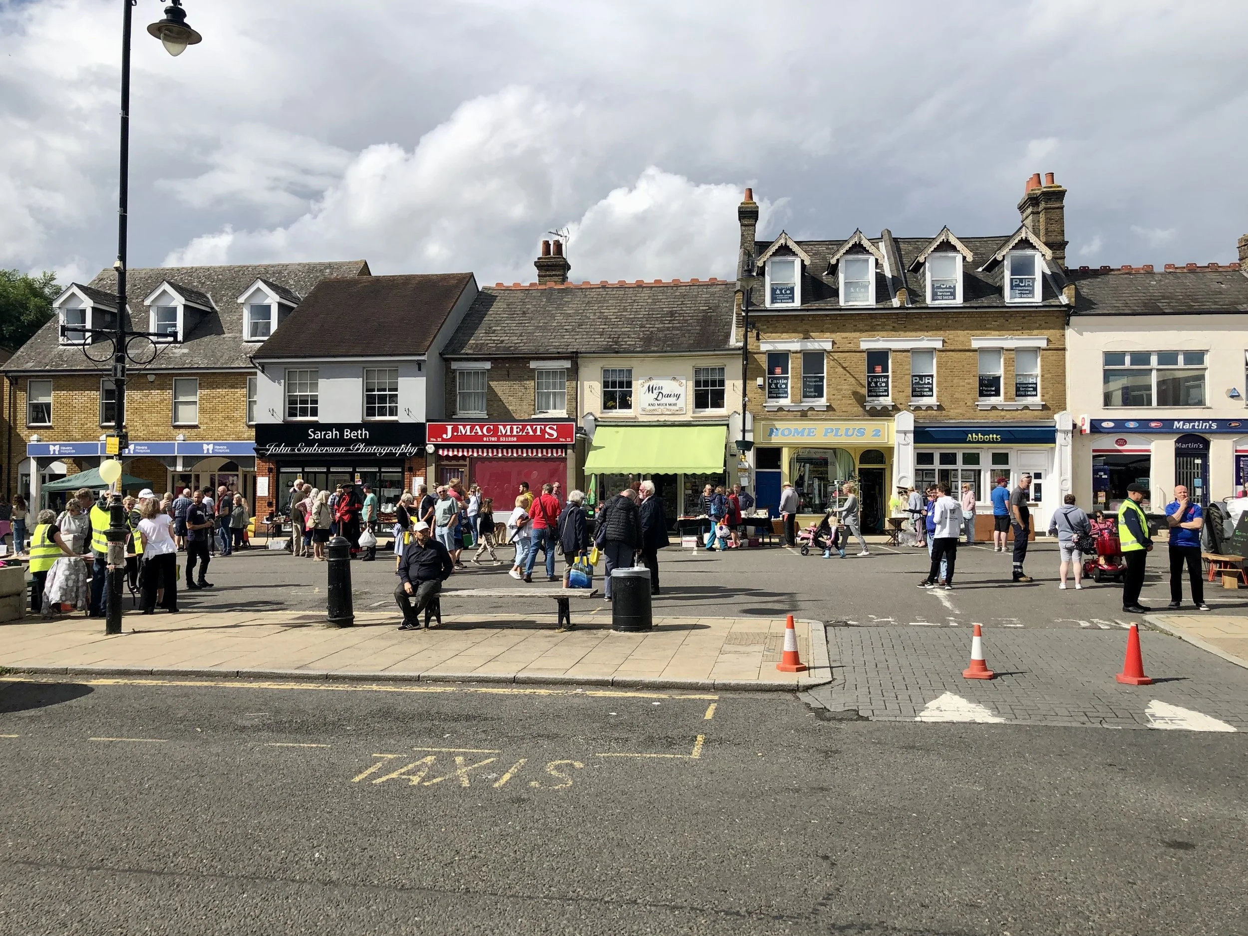 Rochford — The Design Cabin Community C.I.C