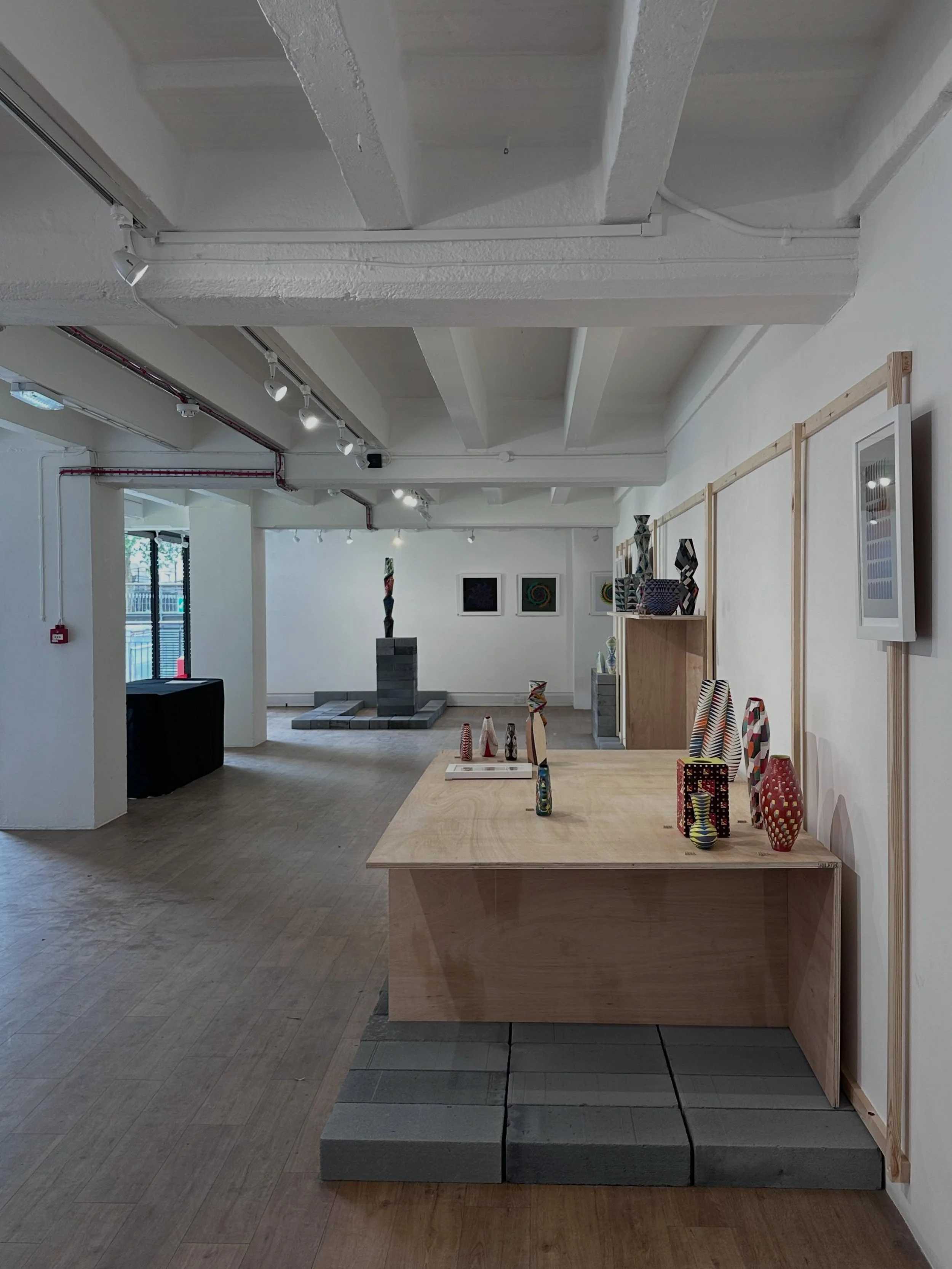 My show is open this weekend&hellip;.. 11.00 to 18.00 Saturday and Sunday. 
OXO Gallery on the Southbank. Nearest tube is Blackfriars (south exit).
Do come along!
#oxogallery #oxotower