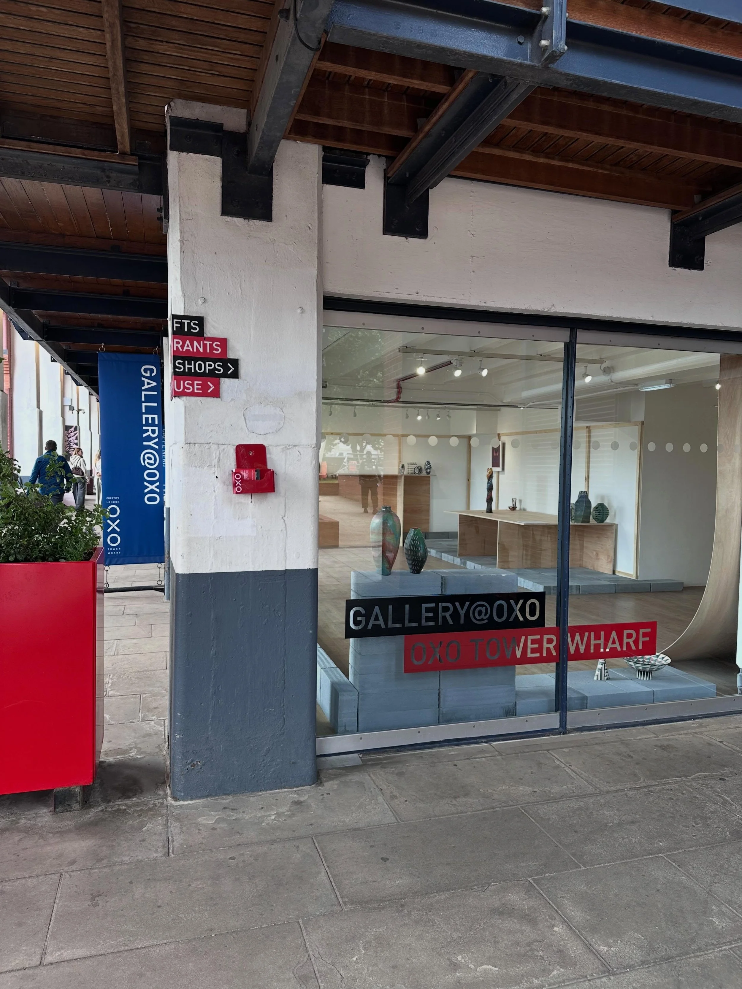 My show is open this weekend&hellip;.. 11.00 to 18.00 Saturday and Sunday. 
OXO Gallery on the Southbank. Nearest tube is Blackfriars (south exit).
Do come along!
#oxogallery #oxotower
