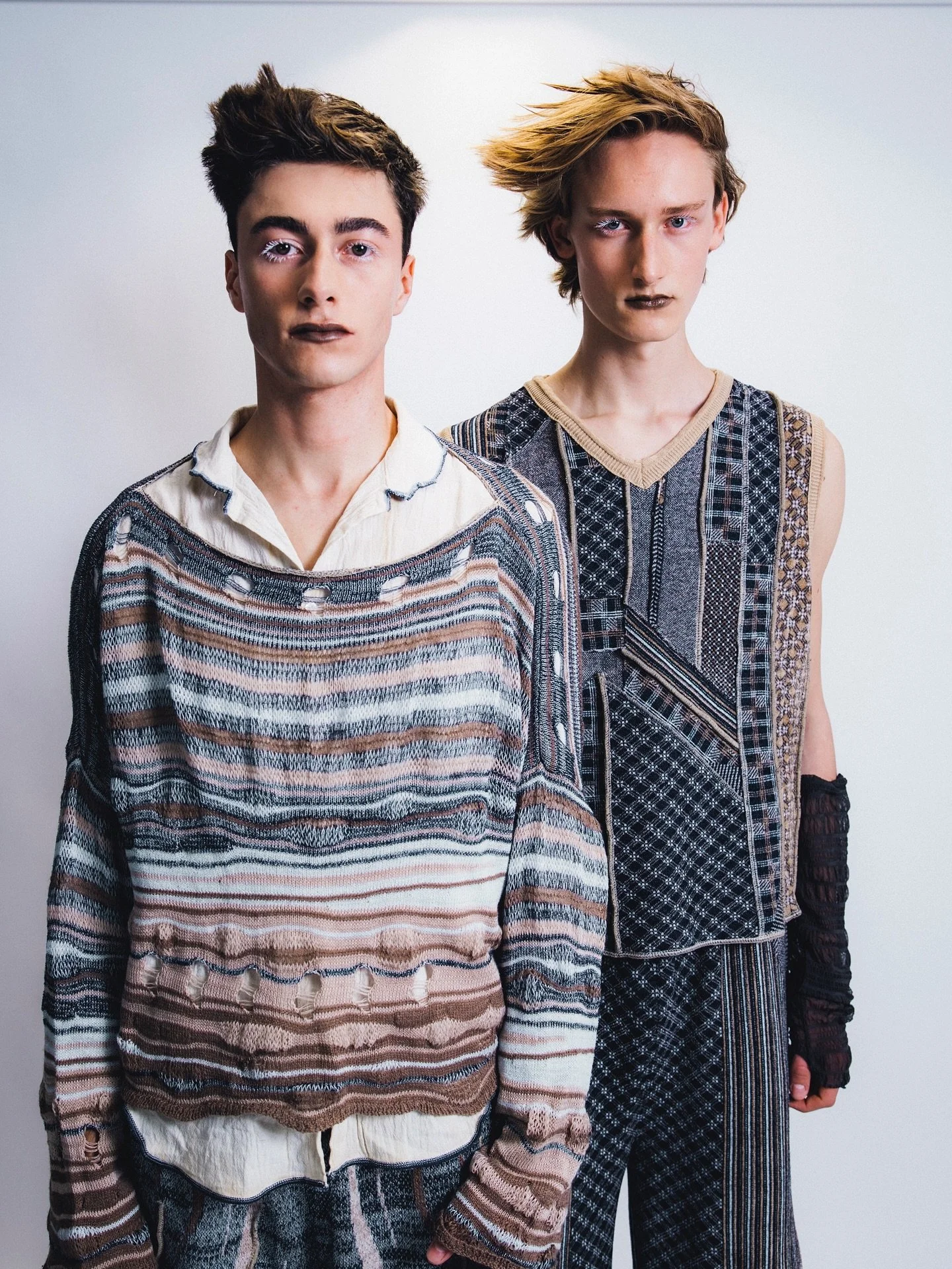 CATWALK MOMENTS

@fjutalents 
@chuoru.studio 
@ejen_studio_ 
@wayne_knitted
@juanpak.o_studio 

Photographers: @valstuppia @nicieberlphoto @eiahopkinson @galanet_ @photosbygabs__ @raffaellabic_photography 

Makeup By Mandy Gakhal For AOFMPro Using De