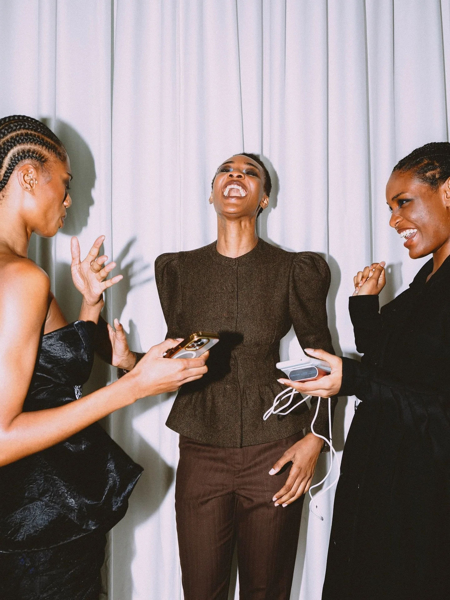 @seleneeco debuted on the London fashion scene this September with her bold yet timeless pieces. 

Production @fashionscout 
Photo @nicieberlphoto 
Hair @diegomiranda 
Makeup @aofmakeup @mandygakhal 

#backstage #catwalk #londonfashionweek