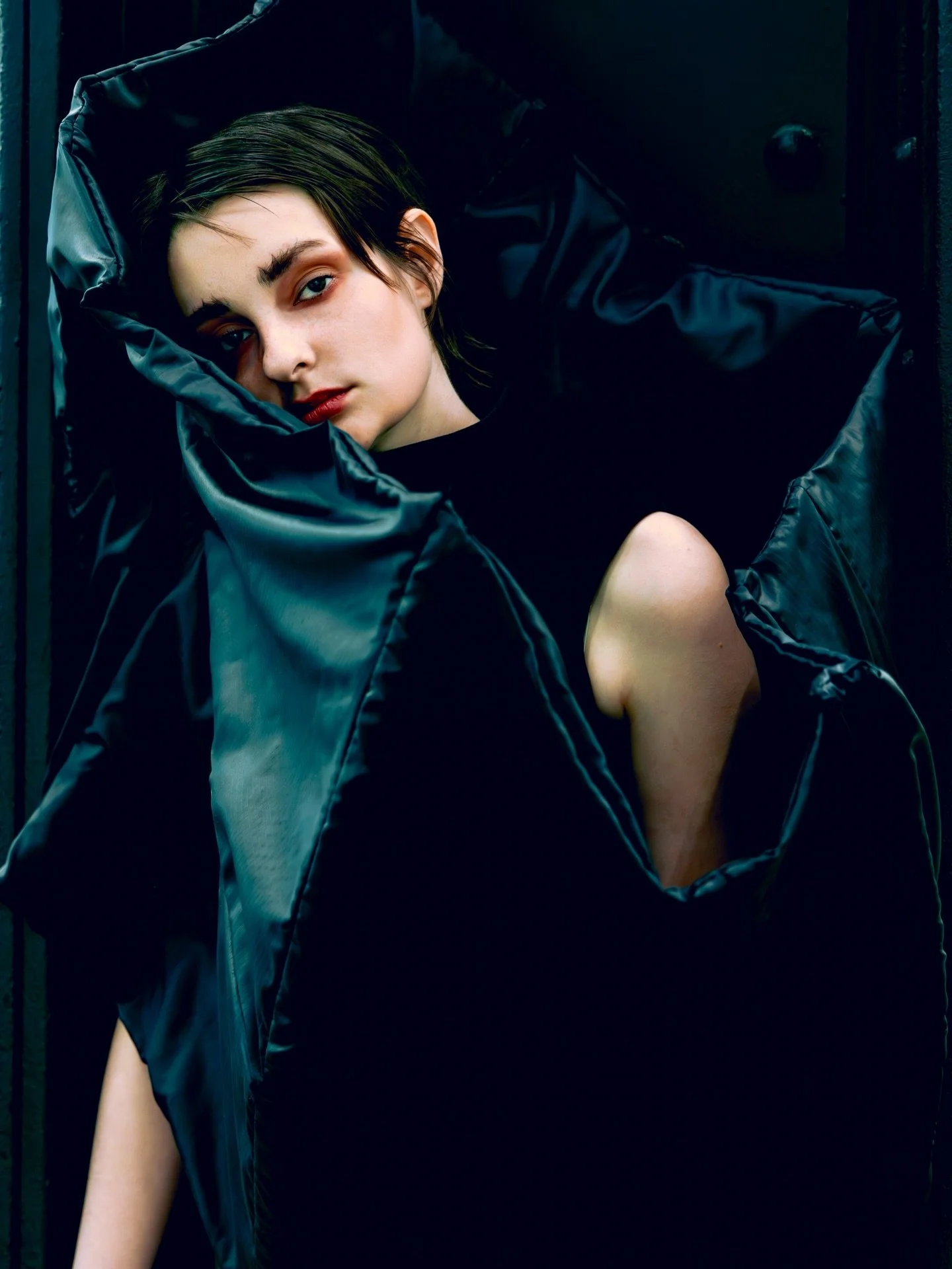 ➕ONES TO WATCH : INVISIBLE BOUNDARIES

Operating in the space between emotion and expression, Invisible Boundaries begins where language ends. The brand treats clothing as a vessel for what cannot easily be articulated &mdash; inner tension, quiet in