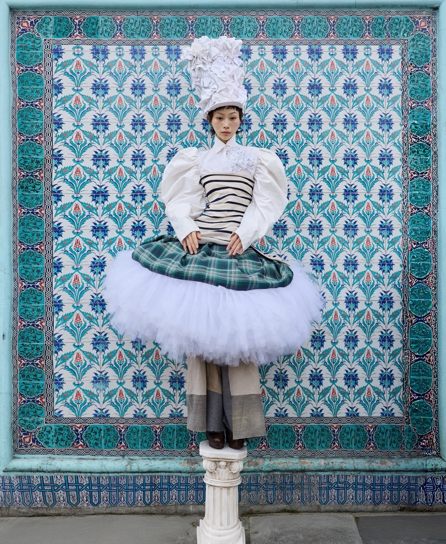A maths student from Rennes is quietly creating some of the most imaginative silhouettes we&rsquo;ve seen this year.

Self-taught designer Cl&eacute;o of @qu4rez explores clothing as refuge, drawing on childhood imagination, femininity and the emotio