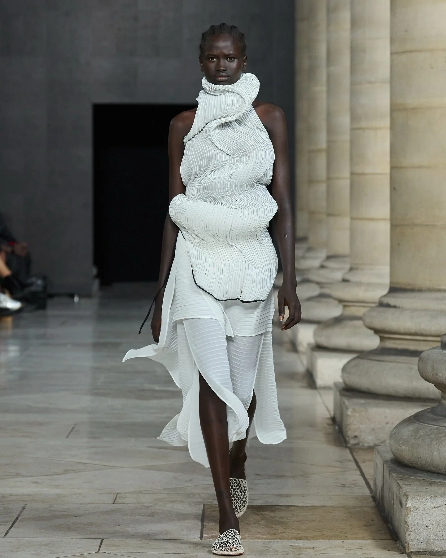 C O N N A D E reimagines contemporary womenswear through sculptural silhouettes, fluid pleating and architectural form.

Founded by Johannesburg-based designer @shelleymokoena, the brand merges couture craftsmanship with a modern, instinctive approac