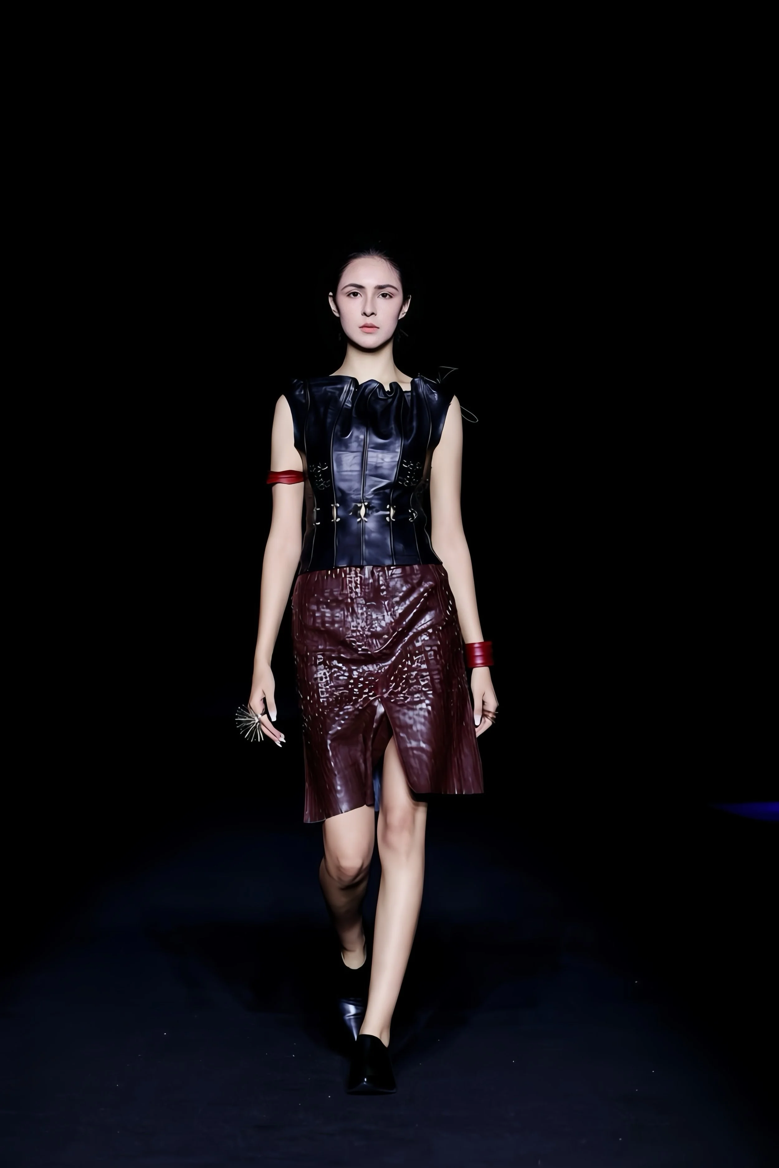 Look5.JPG