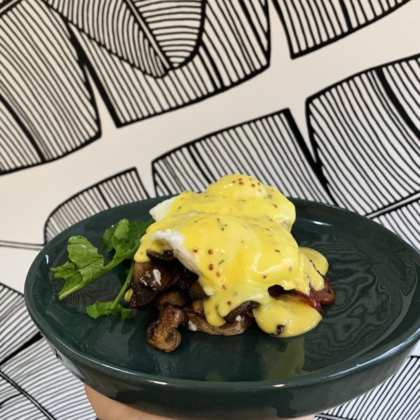 Your day can&rsquo;t go wrong with a Baconnaise for breakfast. Poached @usanafarm eggs on a slice of gluten free sourdough, a bed of mushrooms, streaky bacon and topped with our homemade hollandaise ✨