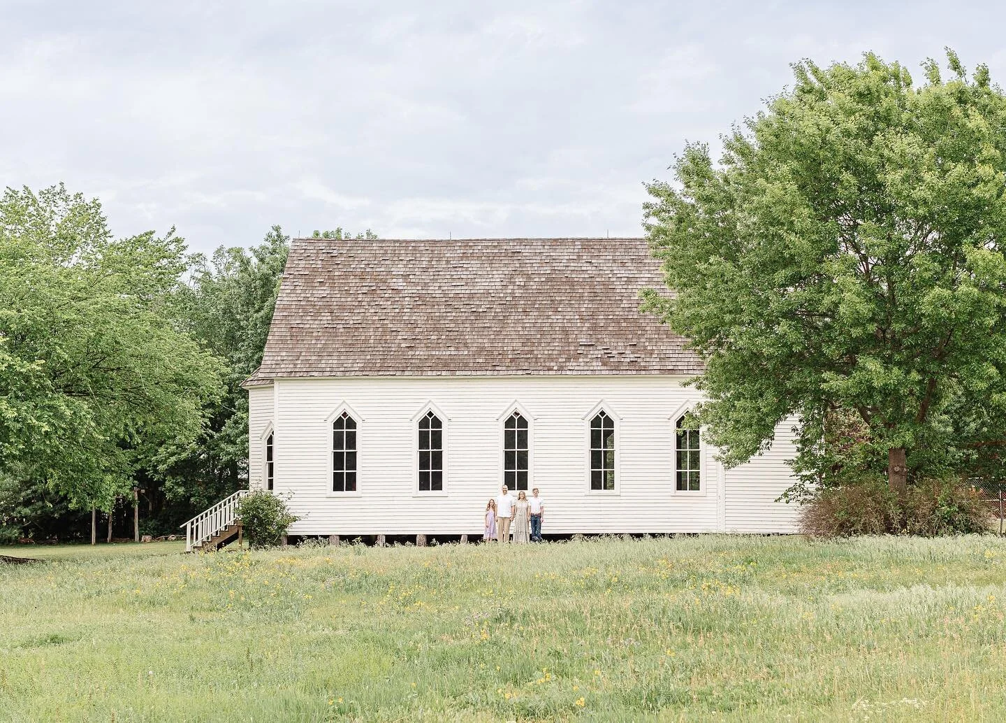 Spring greens at the white church. 😍
.
I&rsquo;ve been quiet around here- spending more time with the girls on the weekend and trying to spend less time on social media in general, but I&rsquo;m still available for shoots and sessions if you need an