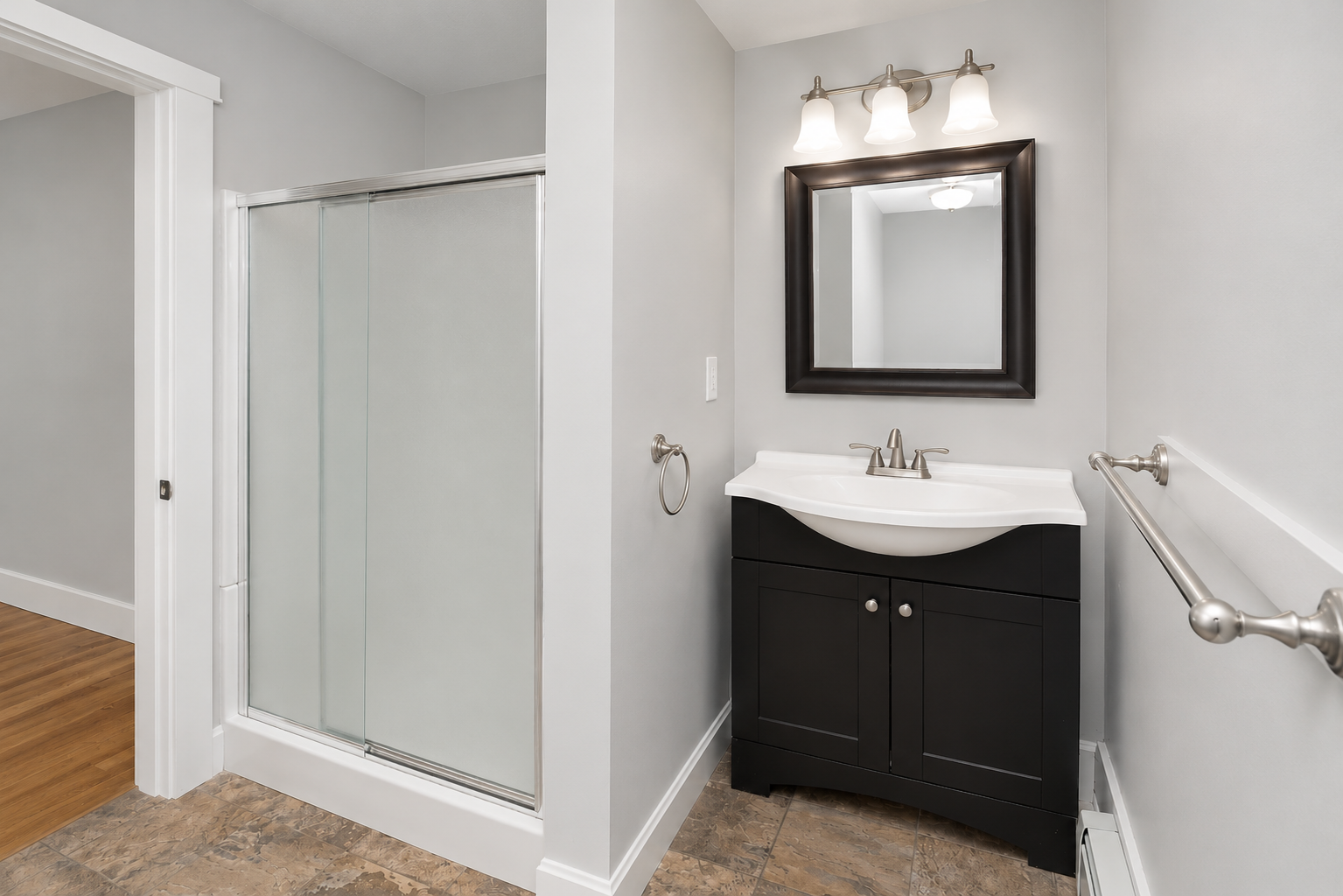 12G-3_Bath1 rev.png
