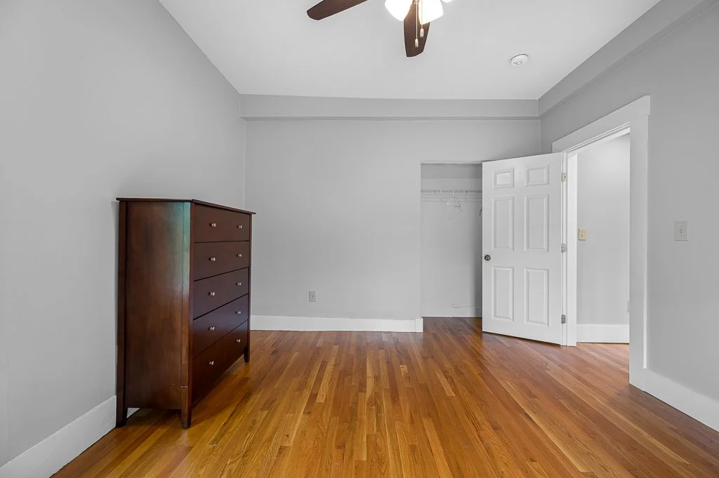 14 Goulding St, Worcester, MA Unit 2 (13 of 13).jpg