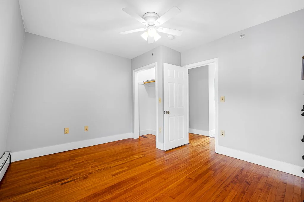 9 Goulding St, Worcester, MA Unit3 (14 of 17).jpg