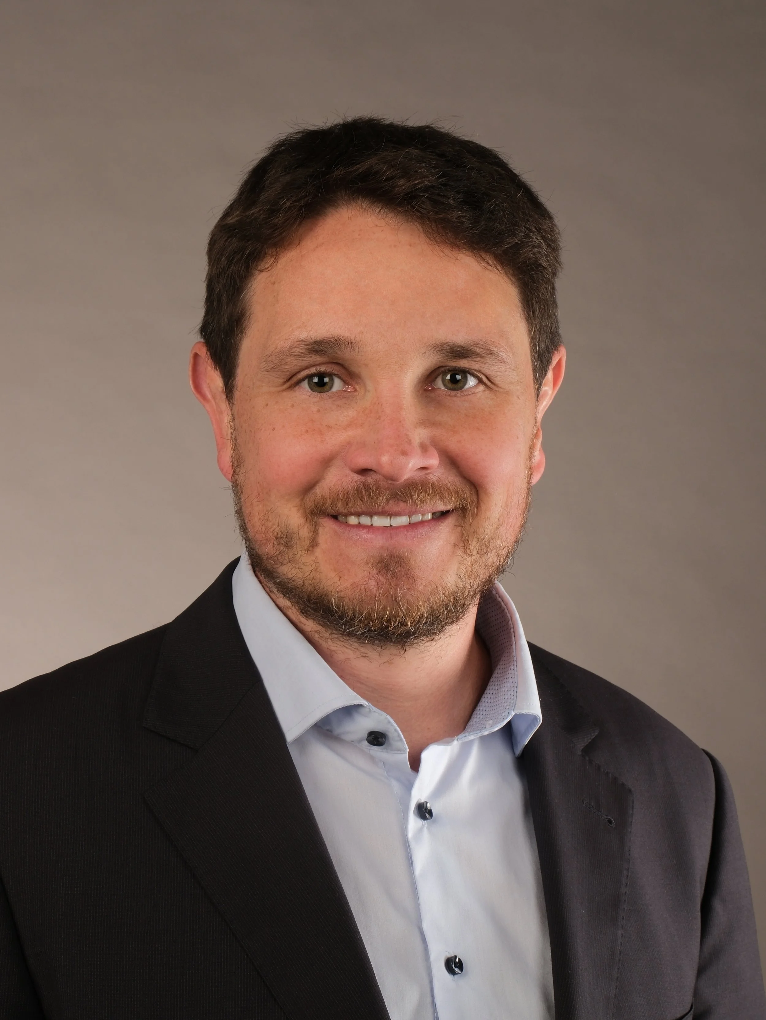 Dr.&nbsp;Manuel Schmitz-Elbers