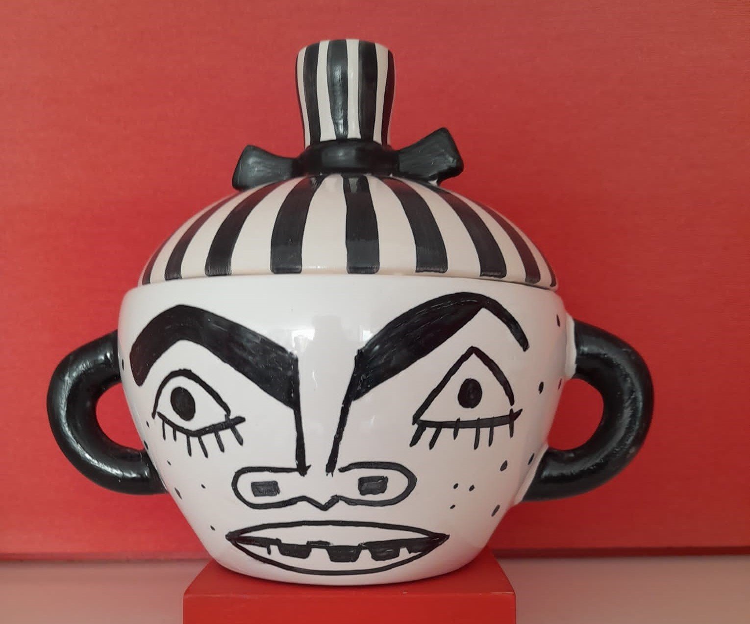 Superb Signed Cesar Manrique Ceramic Studio Art Pottery Sculpture Face Bowl Lanzarote Black & White