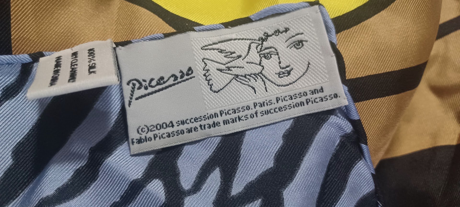 CMPicassoScarfVisage1.jpg
