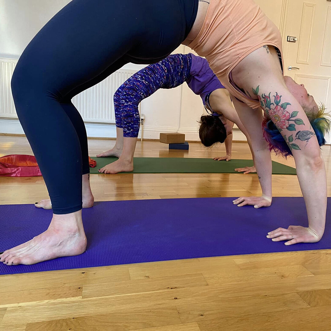 Join us 18-22 March 📅  for our next 5 Day Mysore Intensive with @mckeanroseann! 

Class begins at 6am each day of the intensive. You can start your practice whenever you're ready so long as you leave enough time to finish by 8am. 

Rose Ann will be 