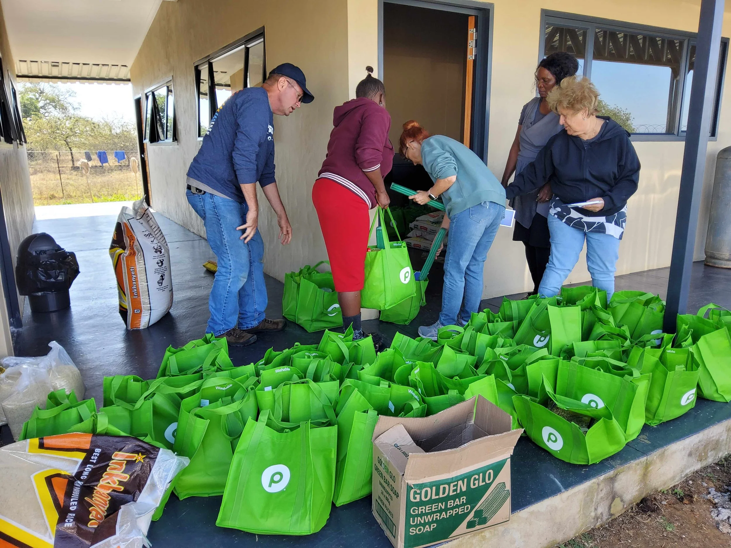 Food Bags for families.jpeg