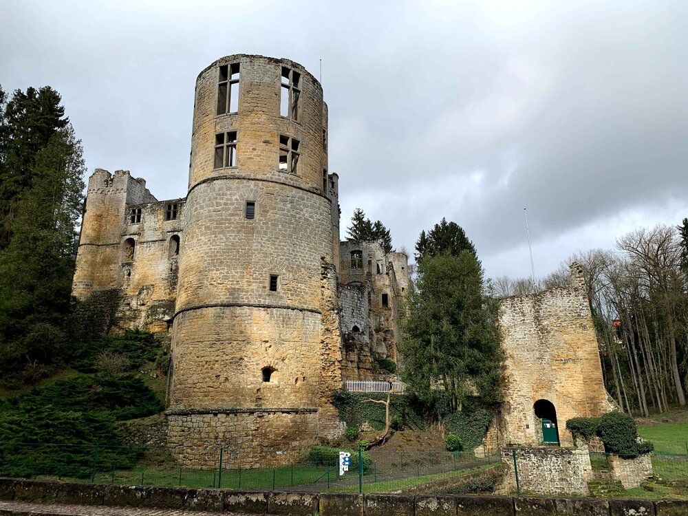Beaufort Castle in Luxembourg.jpg