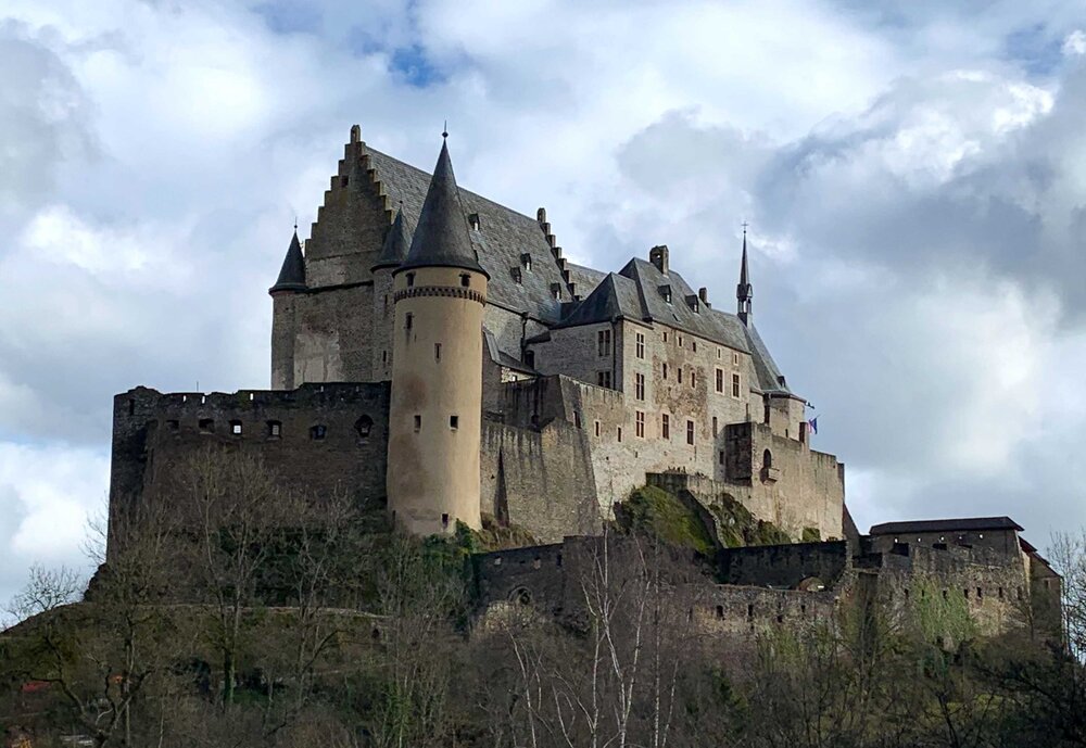 Vianden Castle in Luxembourg.jpg