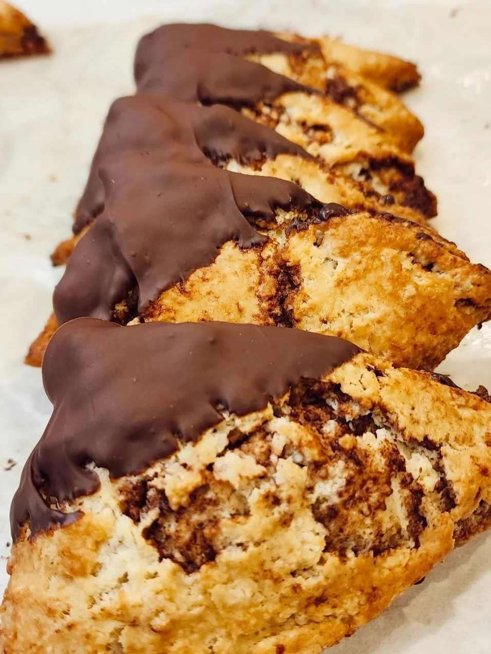 Up-close &amp; holiday perfect ✨🧡 Swipe through our top 5 festive pastries this season! Have you gotten your Gracious fix this week? ✨ #graciousbakery #nolaeats #holidaytreats #holidaypastry 

Let us know what you can&rsquo;t wait to try! 👇