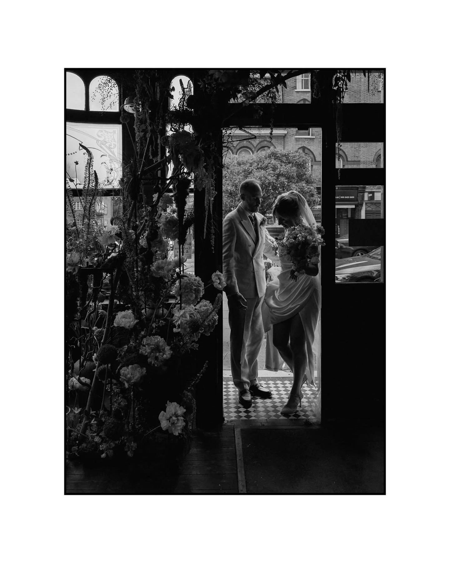 Let&rsquo;s talk portraits! I don&rsquo;t by any means expect all of your framable moments to come from your portrait session, there is a very strong possibility that your favourite photo will be a candid capture from another part of the day, which i