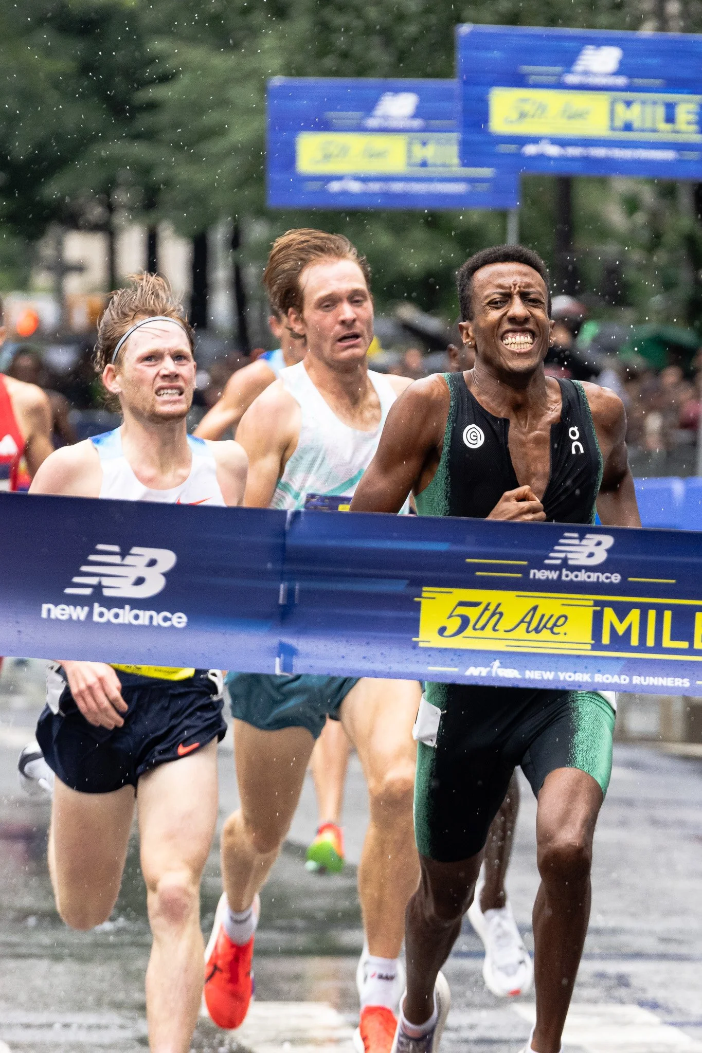 5thavemile58.JPG