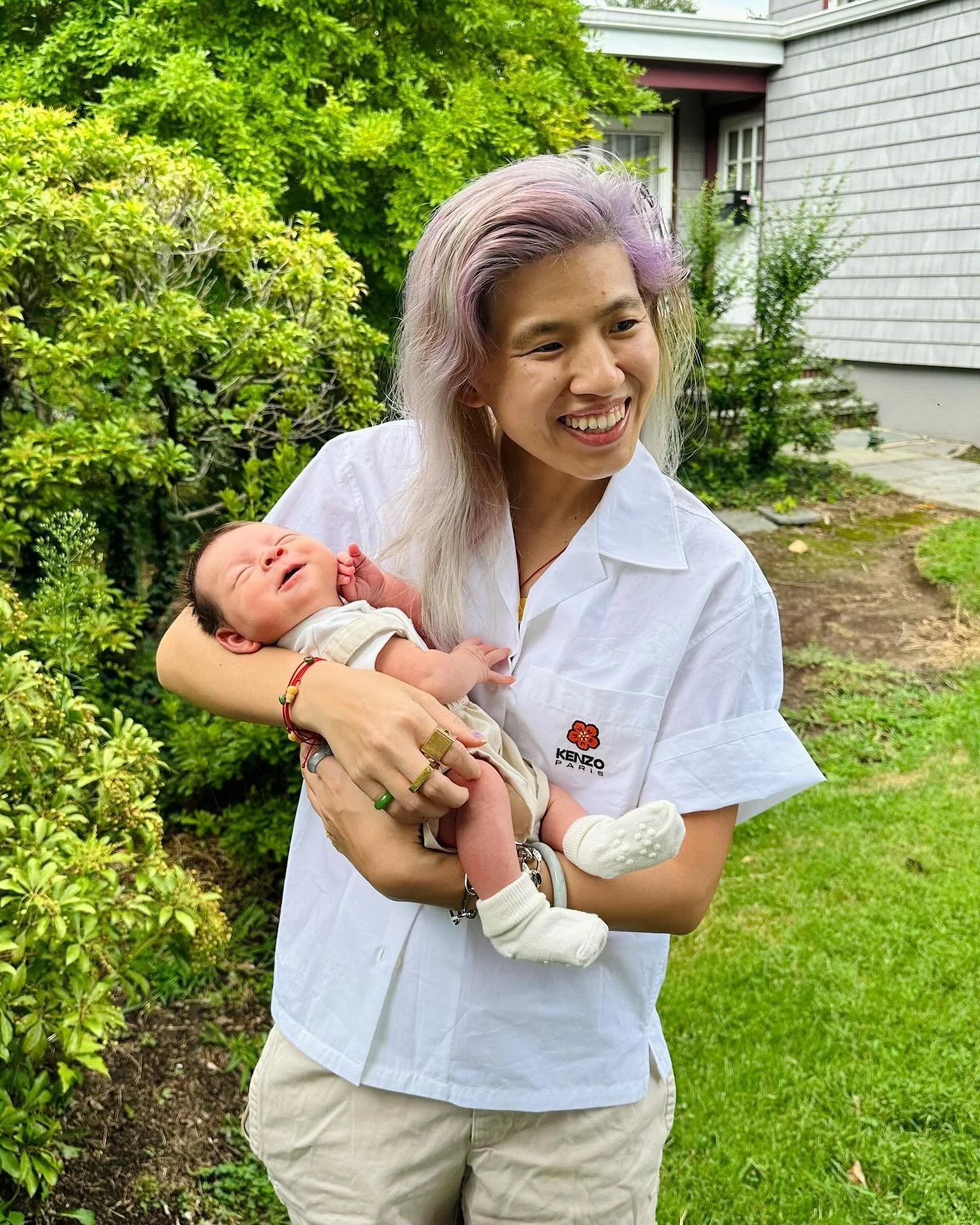 34 and promoted to cool weird auntie! soaking up these jersey dog days of summer with my dashingly handsome nephews. the moon is full and so is my heart 😊🥰
thank you @peggystille @tj.stille for your 3 beautiful boys @hudsonandjif who bring endless 