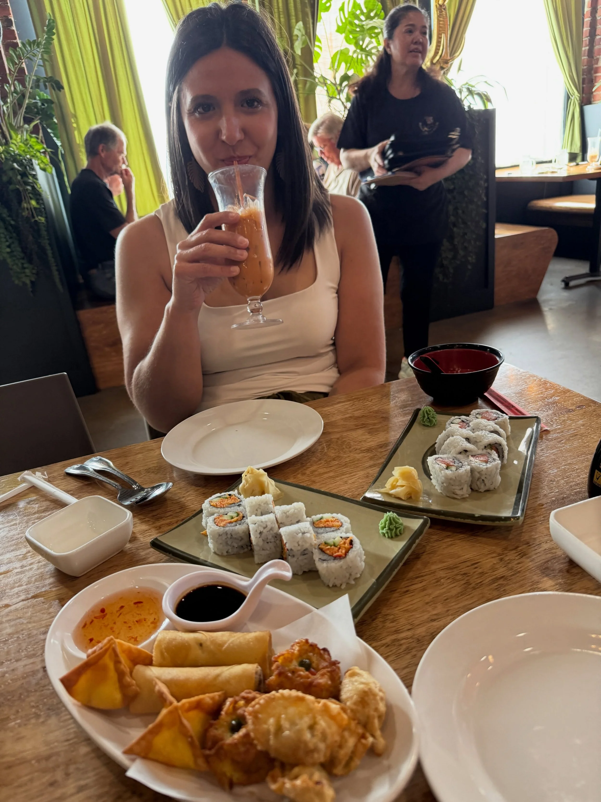 Elephant #8
 
Delicious Thai &amp; Sushi Restaurant in Sharon
⭐️⭐️⭐️⭐️⭐️
@elephant_8thaitaste
#eatlocal