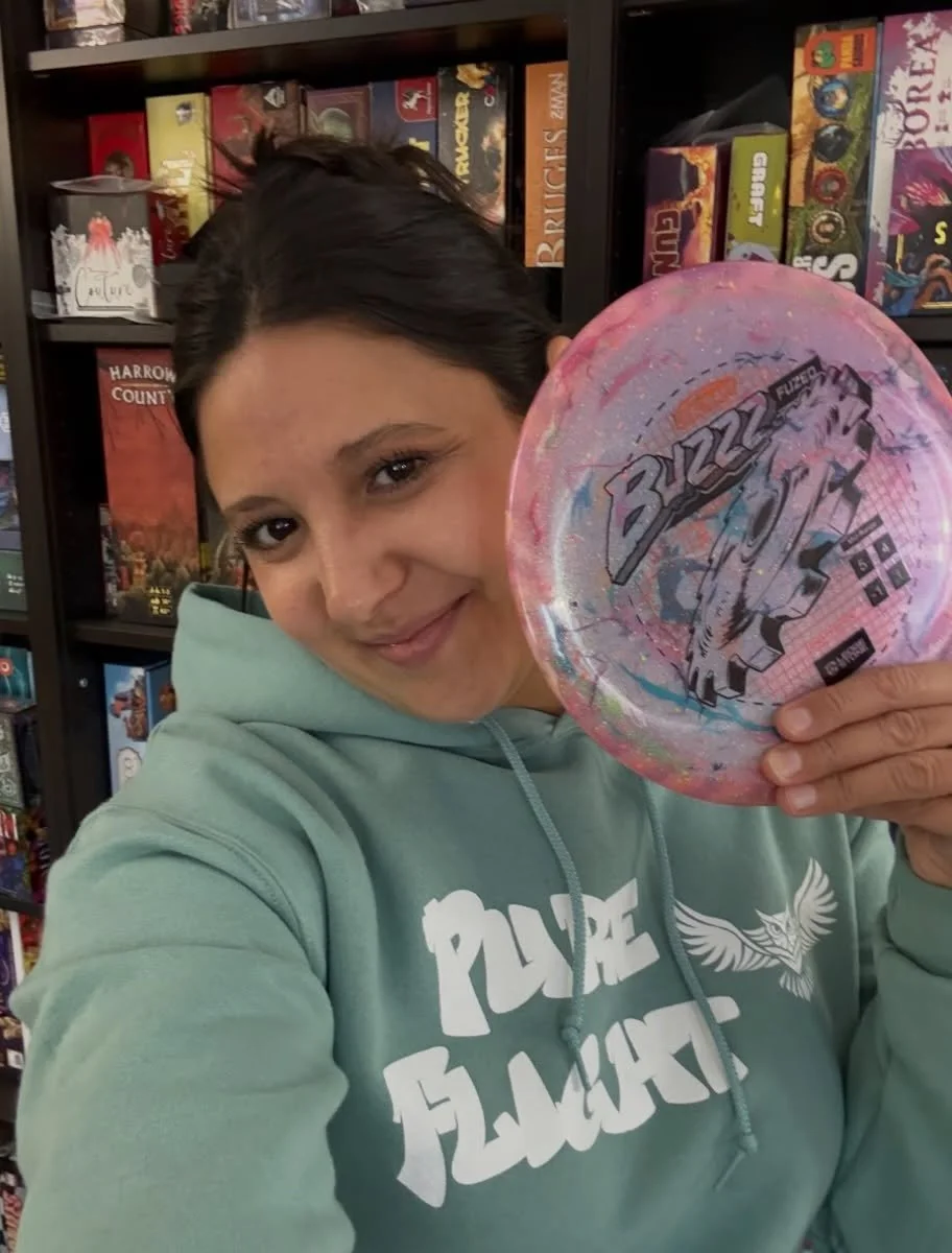 Cute new sweatshirt and disc! 🤍
@pureflightdg 

Thanks for everything you guys do for the local disc golf community. #supportsmallbusiness
