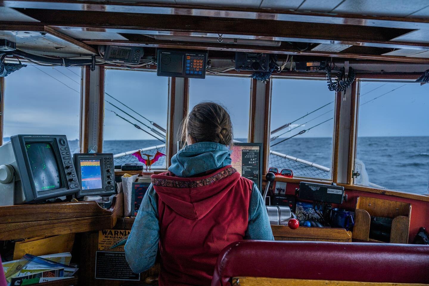 These wheelhouse views with Lindsay of the F/V Sika are everything.  Our fleet is made up of men, women, families, kiddos and babies - and we all work together as a co-op to bring the finest seafood to tables across the country.  Thanks, Lindsay, for