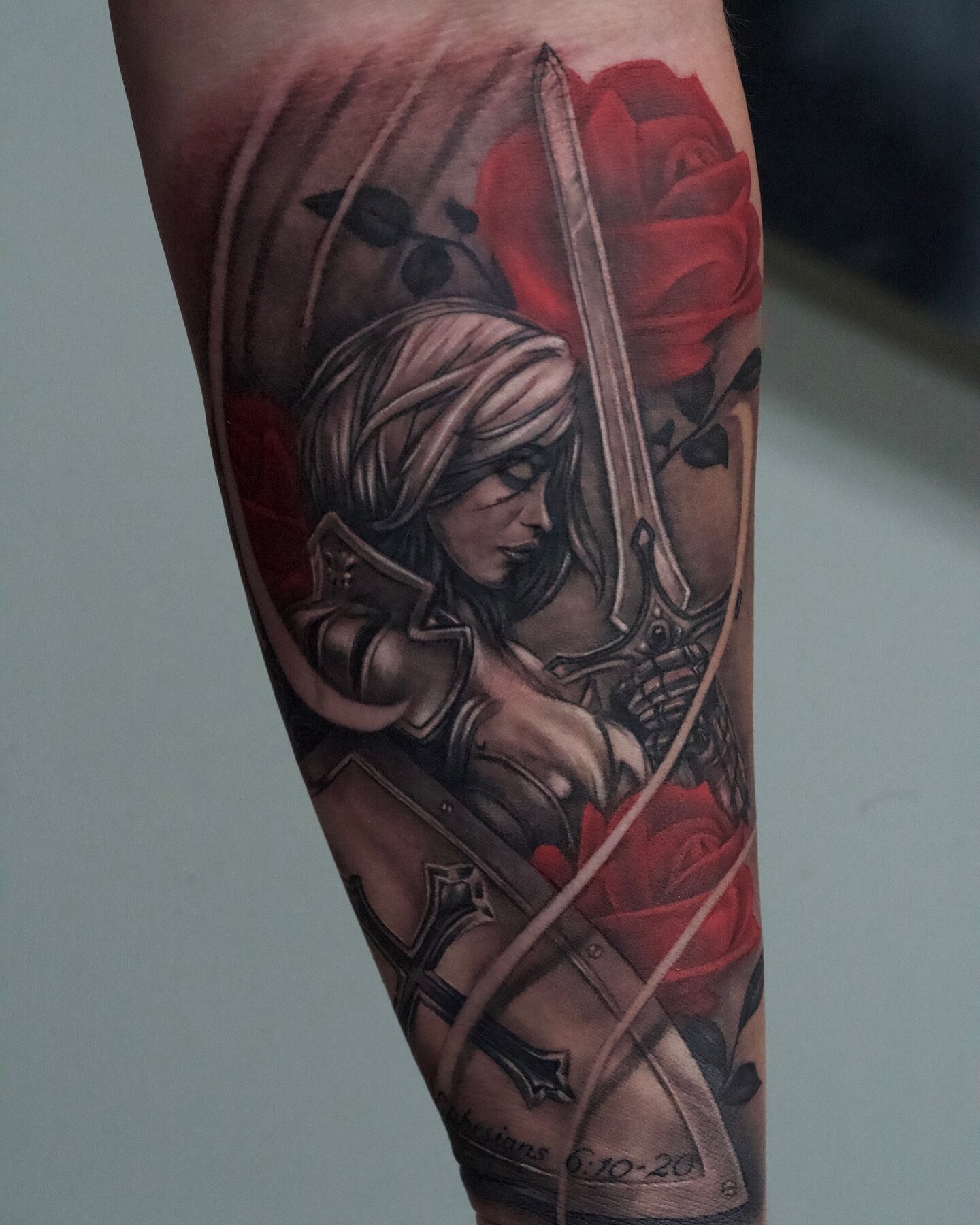 Female warrior🥀 Tattooed by @brandedredart 
Such a well done piece!
He&rsquo;s booking April currently; schedule now just in time to use that tax refund money on your next dream sleeve 😉 #femalewarrior #femalewarriors #femalewarriortattoo #sleeveta