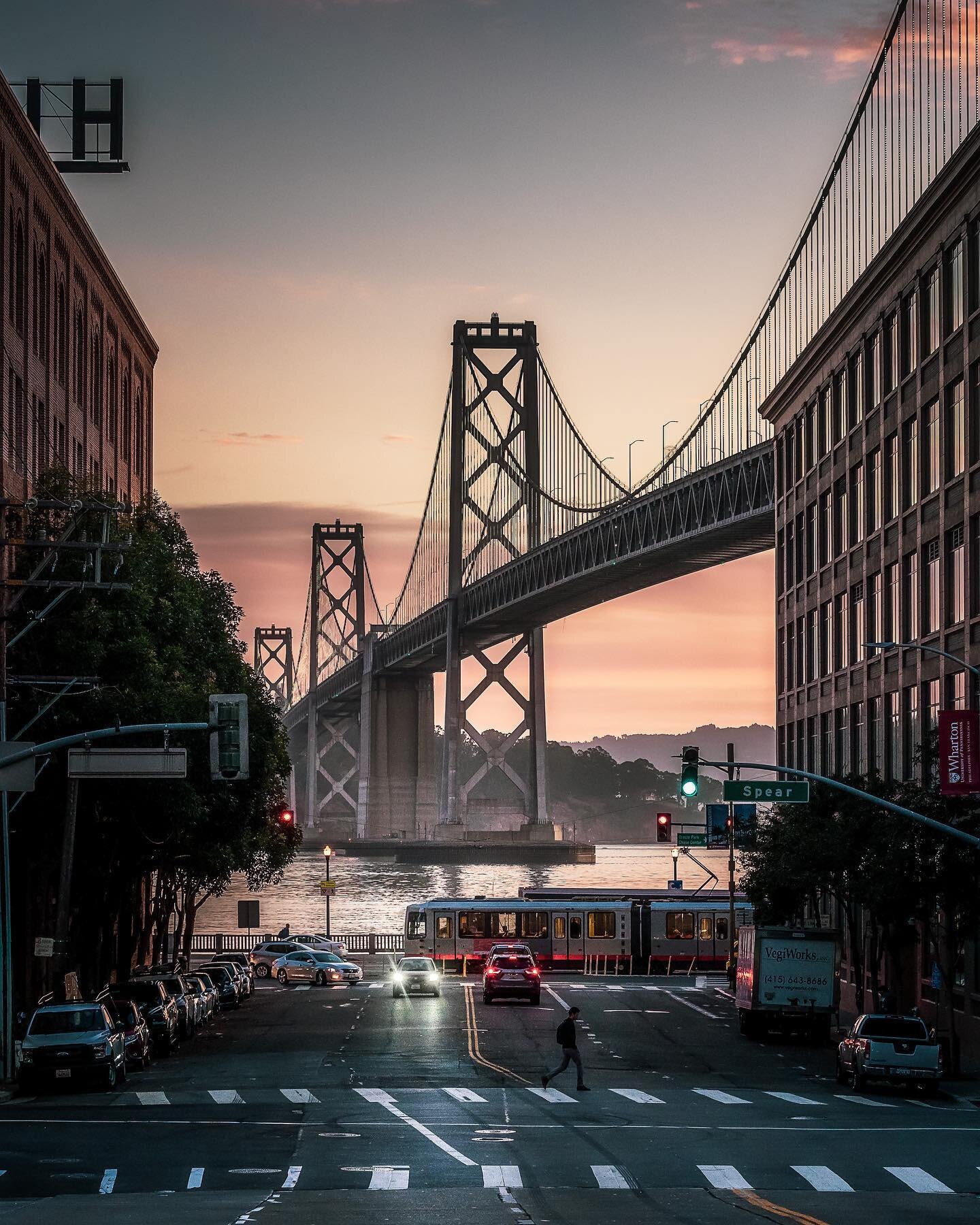 Do what you can.  With what you have.  Where you are. -tr
.
.
.
.

#street_life_mood 
#agameoftones 
#bay_shooters 
#streetsofsf 
#wildbayarea 
#creativeoptic 
#heatercentral 
#all2epic 
#urbanromantix 
#shotzdelight 
#artofvisuals 
#urbanandstreet 
