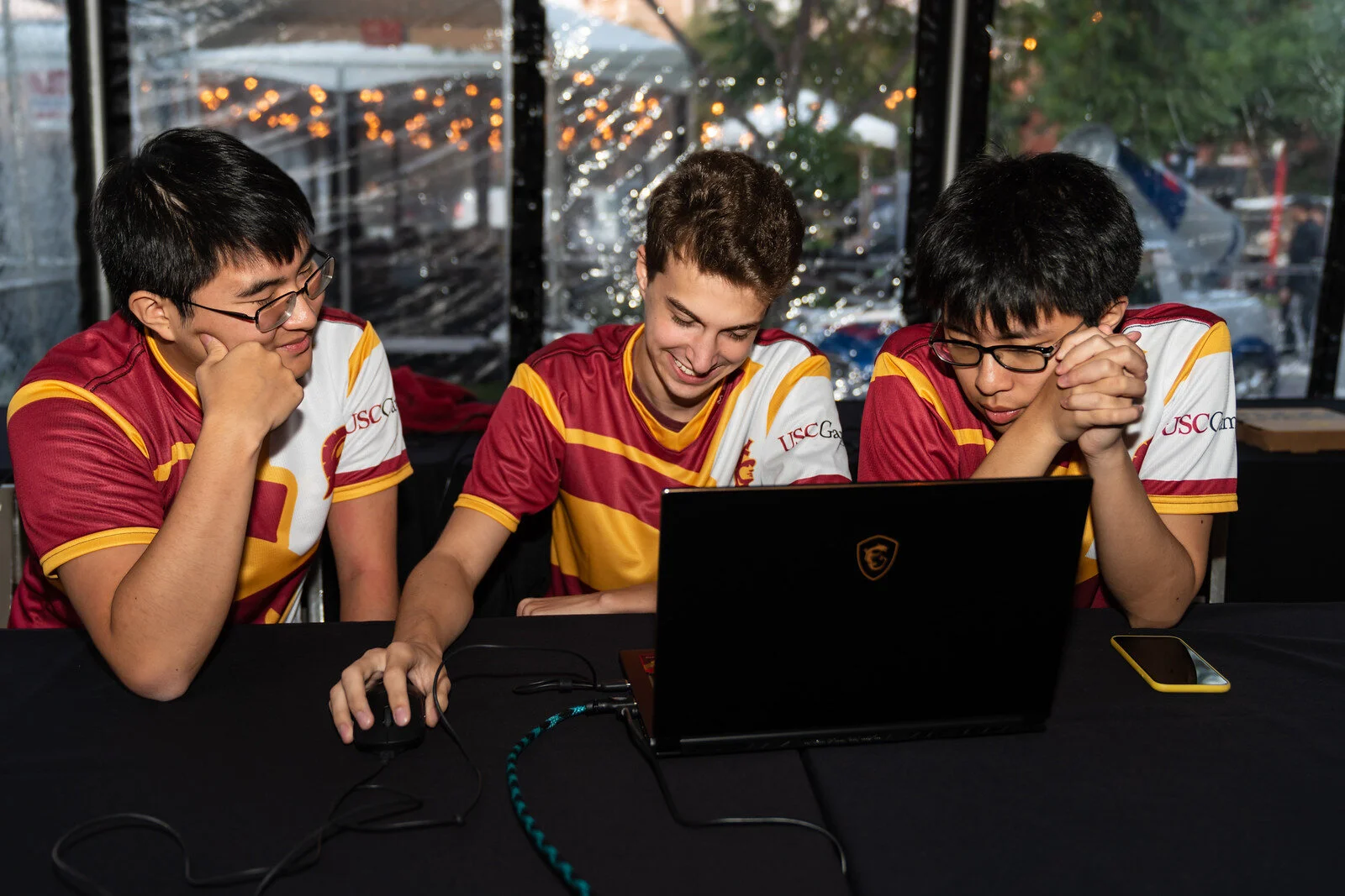 How Are Casual Gamers Different From Professional Gamers USC Trojan Esports Union