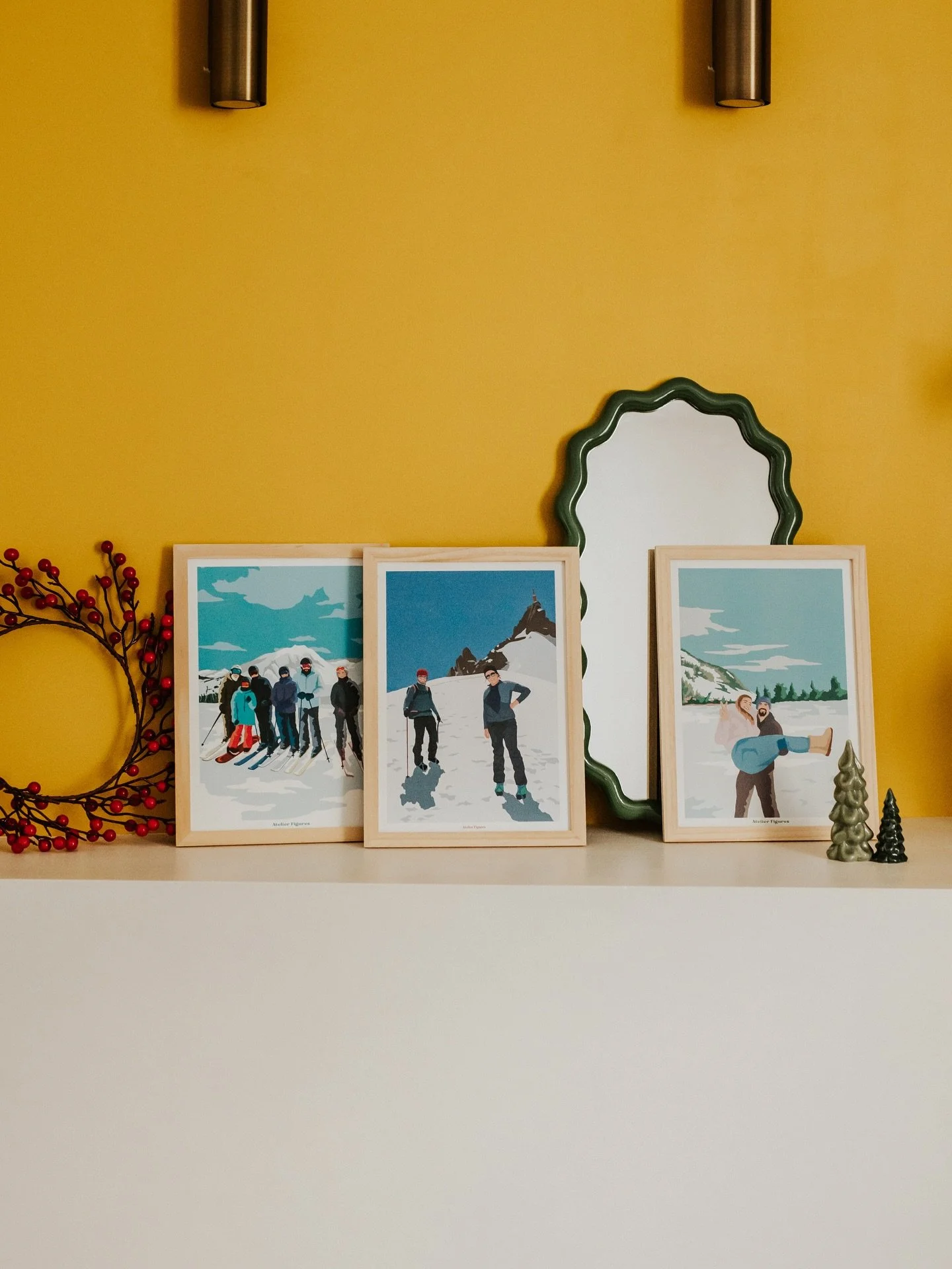 L&rsquo;hiver a frapp&eacute; &agrave; la porte ce matin ❄️
Alors forc&eacute;ment, j&rsquo;ai eu envie de ressortir mes illustrations de montagne, de neige fra&icirc;che, de sommets silencieux et d&rsquo;ambiances feutr&eacute;es.

Et vous, plut&oci