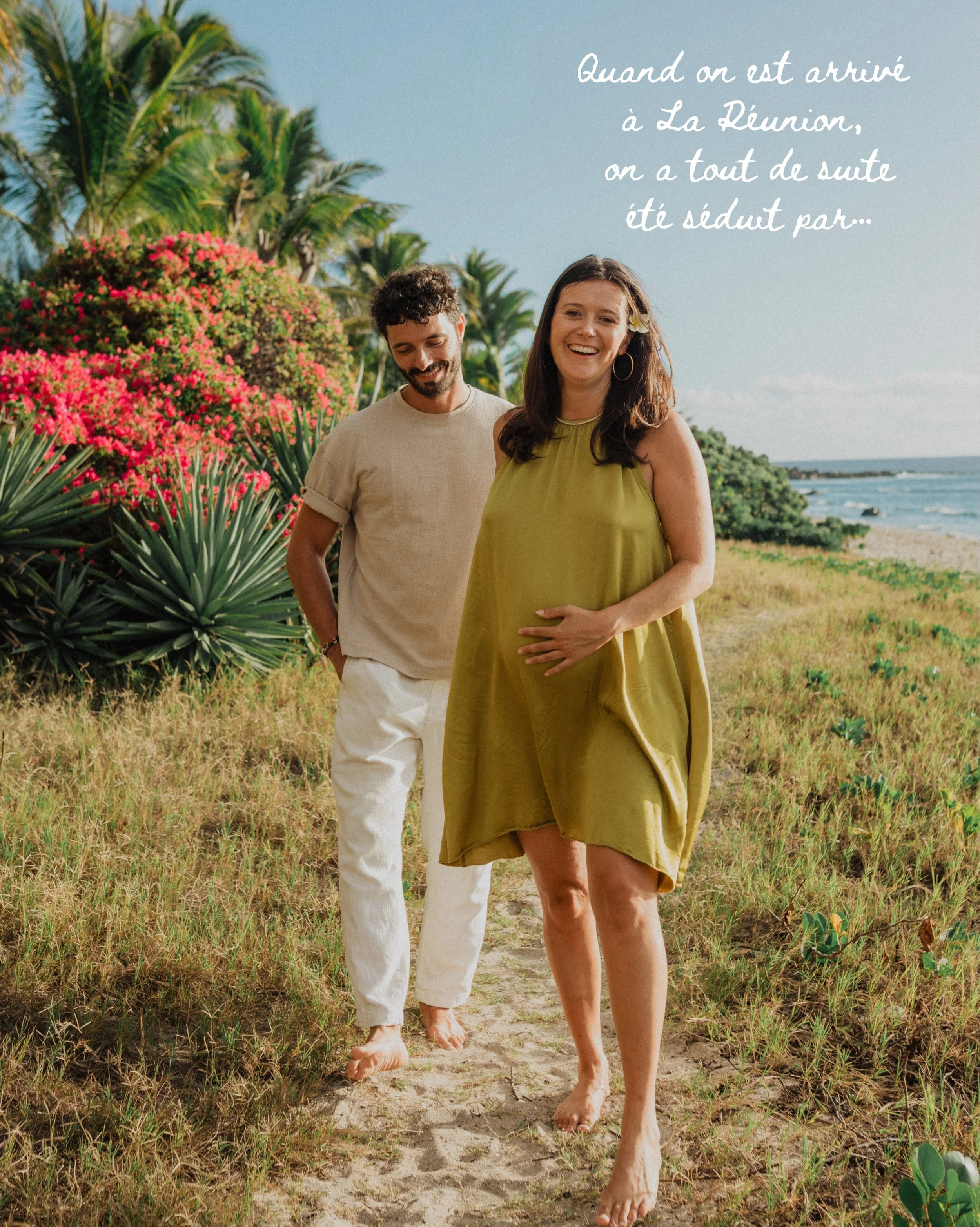Immortaliser ma grossesse, au coucher du soleil, sur cette &icirc;le qui nous a tant marqu&eacute;s 🌅🌸💗

Un souvenir de La R&eacute;union que je garderai toute ma vie 🥹✨

Merci @abigail_morellon ✨

#grossesse #shootinggrossesse #bebe2026 #futurem