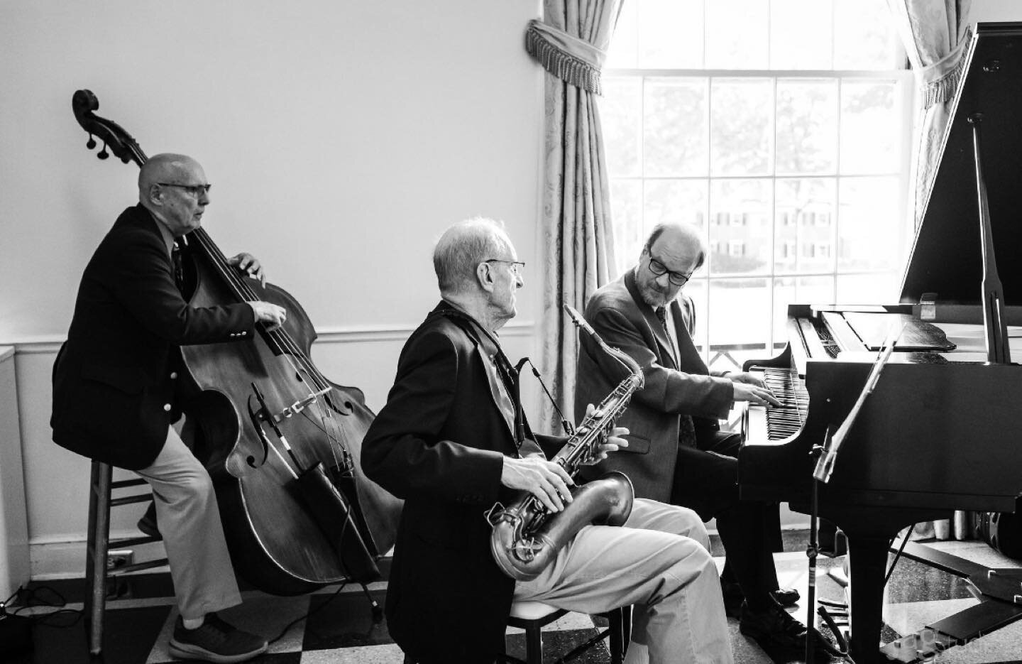 Continuo Jazz Trio at the Lawn Club cocktail hour🎹@jagstudios_photography