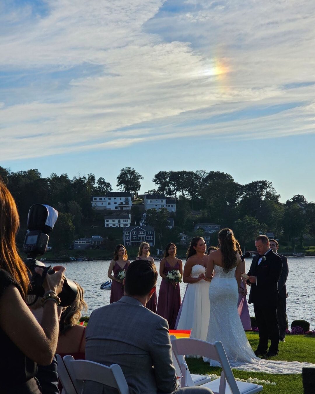 Somewhere Over the Rainbow was the processional for the bride and there was a rainbow🌈at Candlewood Lake#awesomemusic #weddingmusic #herecomesthebride #brides #candlewoodlake #gig #ceremonymusic #somewhereovertherainbow #weddingvenue