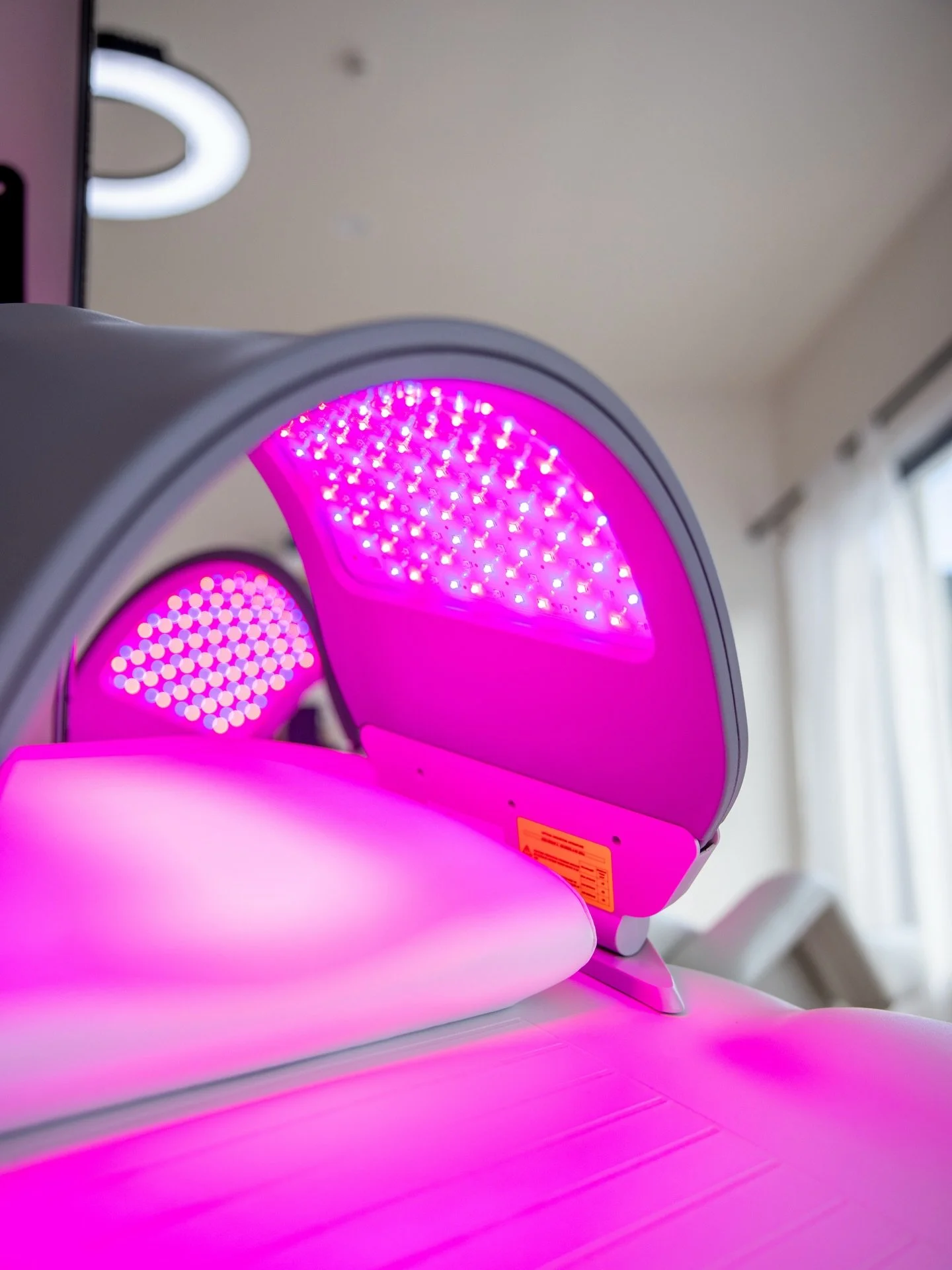 Why our LED has been our most popular add-on treatment&hellip;
⠀⠀⠀⠀⠀⠀⠀⠀⠀
Just 30-mins extra added to any of our advanced skin therapies promotes collagen, circulation and hydration. A perfect anti-inflammatory add on for healing, calming and promotin