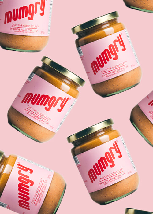 Mumgry snacks regalos secretos de Papá Noel - ¡Debido a los cierres de COVID-19, las empresas propiedad de negros están LUCHANDO! Apoye la cultura y rellene sus calcetines navideños con nuestra guía Comprar regalos navideños negros. ShoptheKei.com