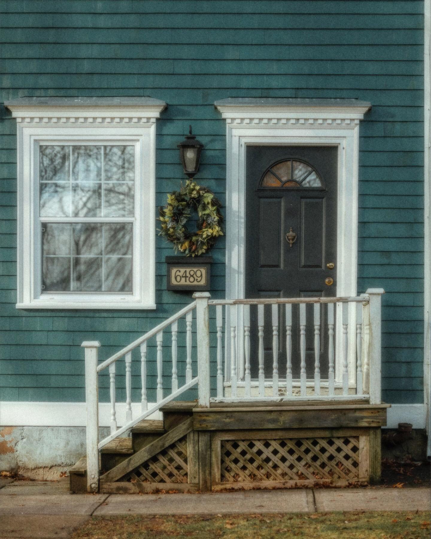 West End Halifax, NS
&bull; Neighbours