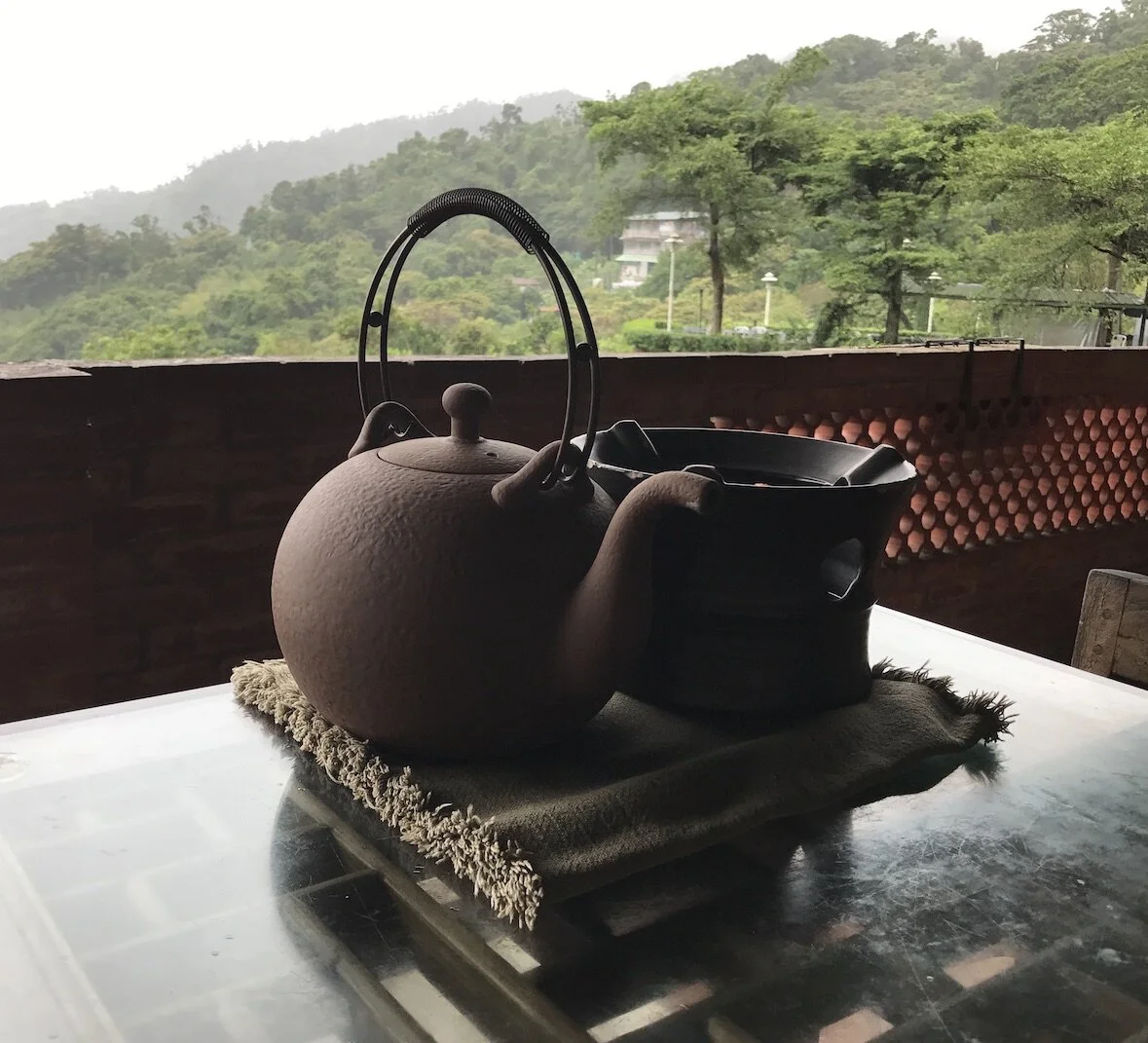 teapot taiwan crop 1 small size.jpeg