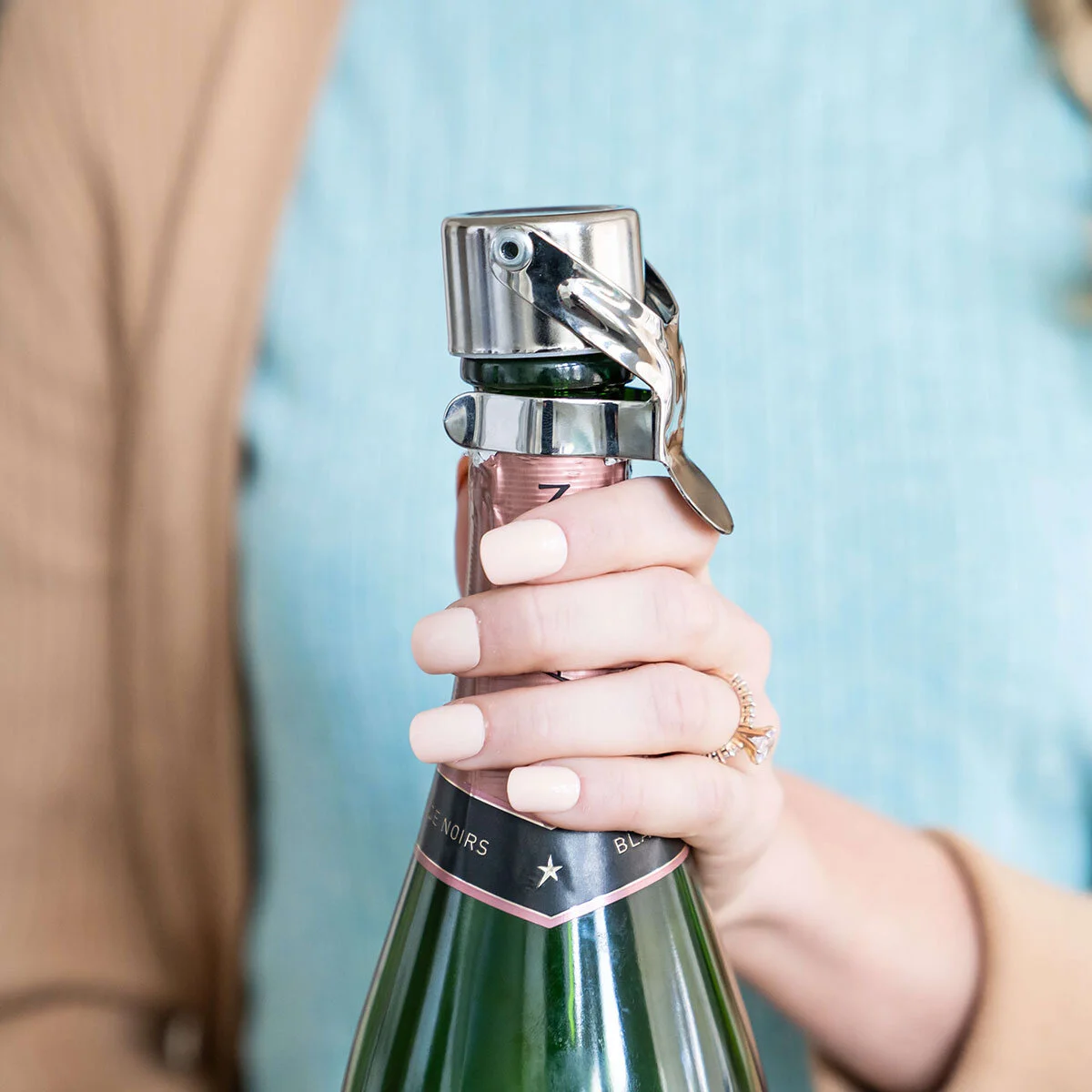 KLOVEO — Champagne Stoppers