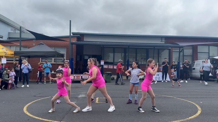 Here&rsquo;s a snippet of some our FDS students performances on Sunday !! 

Our dances had an amazing time and were so grateful to be able too perform in front of the Holy Name Family and Community 🧚🏼&zwj;♀️

They all did an outstanding job and we 