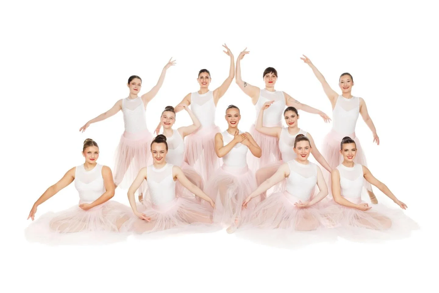 💛🩵Happy International Dance Day 🩵💛🩷

A reminder that dance is more than just movement it&rsquo;s confidence, expression, discipline and pure joy all in one.

So proud of every dancer who shows up, works hard and grows every single week. Keep dan