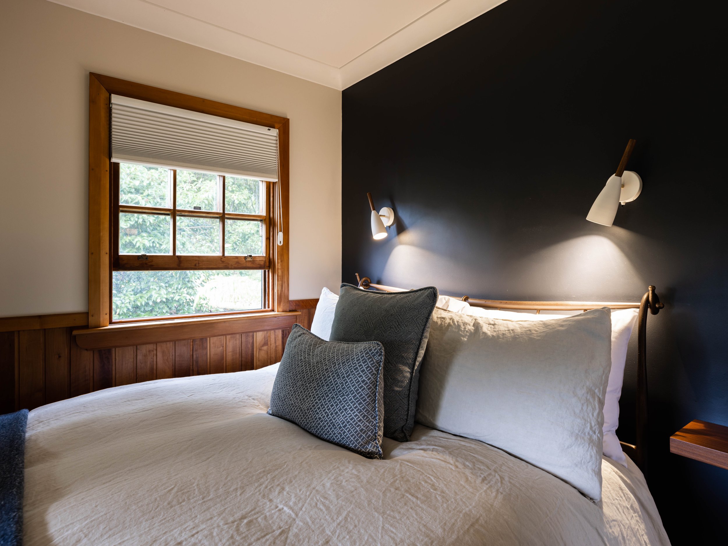Second bedroom - Cedar Cottage Meander