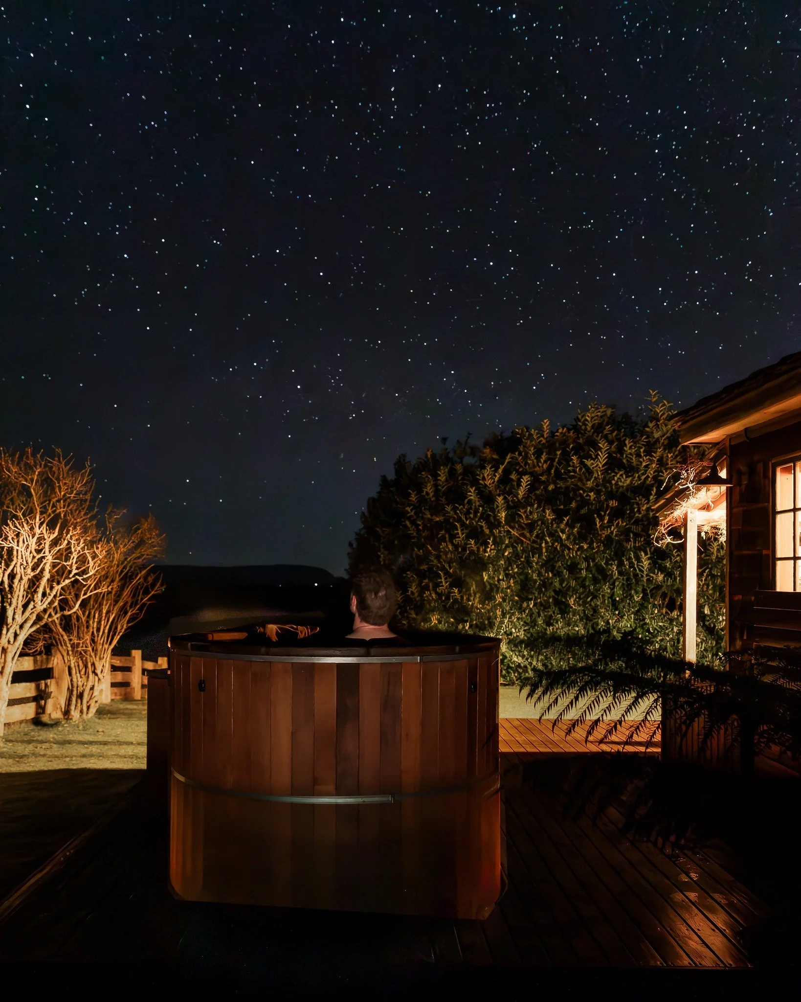 Sunset gazing and forest bathing. Dark skies unlocked. 

Will the aurora steal the show? 

If you're lucky, you might glimpse the celestial magic of the southern lights from the best seat in town.

📷 @natashamulhallphotography 
_____________________