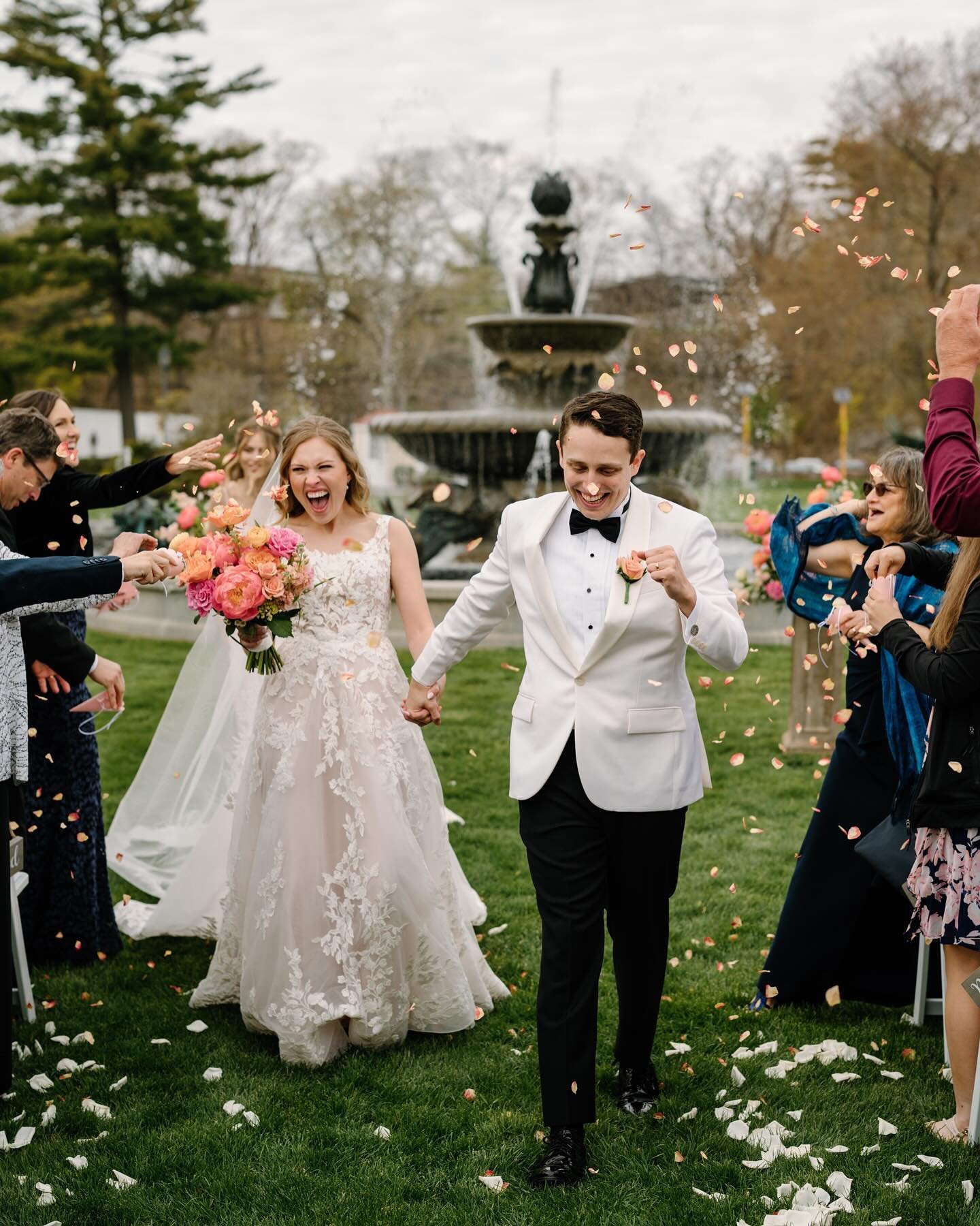 If I had to sum up R+D&rsquo;s wedding in three words I would say joyful, present and FUN. These two approached the day with such a sense of ease and you could feel that calm joy radiating off of them every single moment. They were just so sure and c