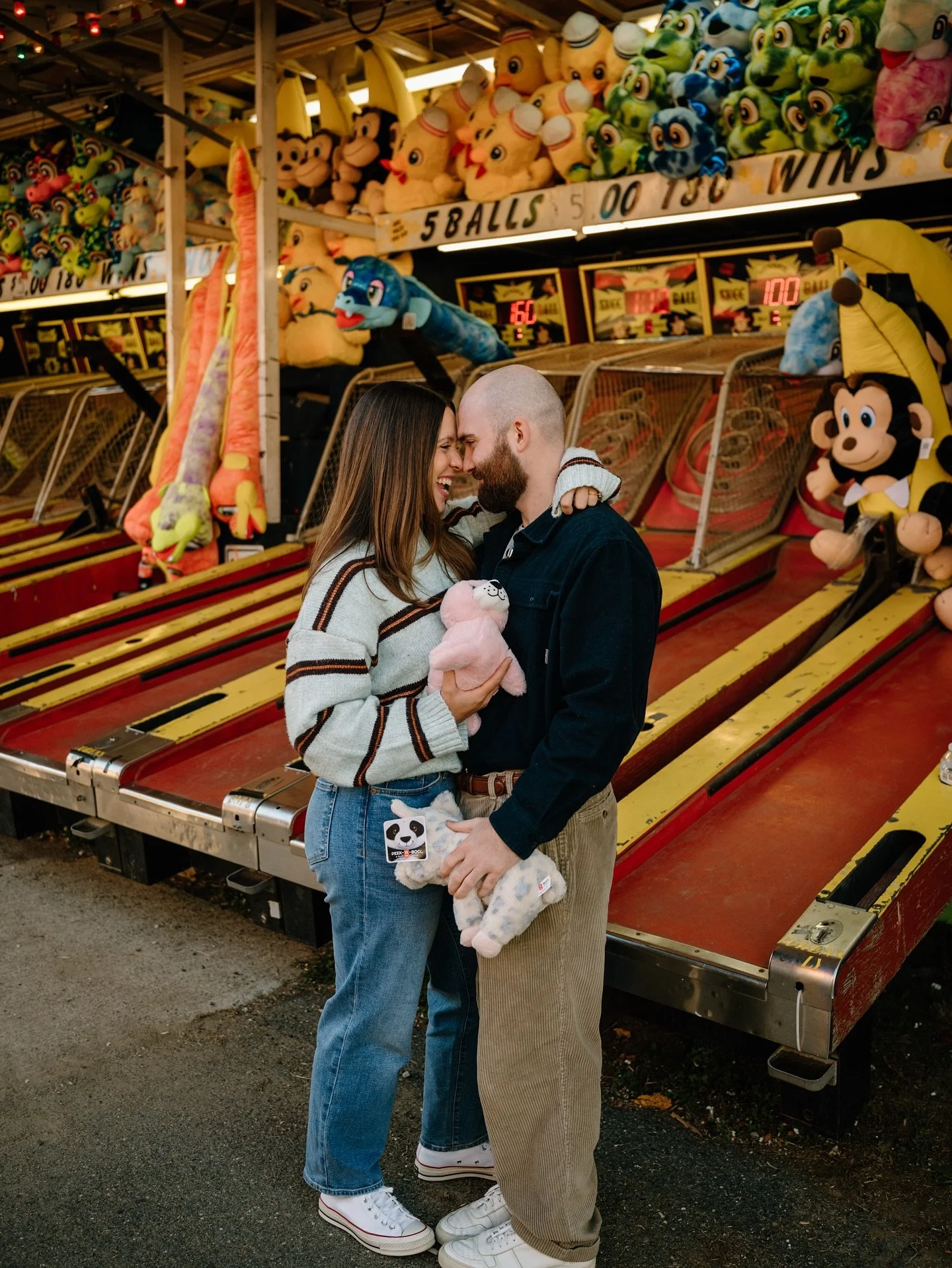 The assignment: have fun at your engagement session 
E+K&rsquo;s response: how about topsfield fair? SAY LESS 🎡👏😍
